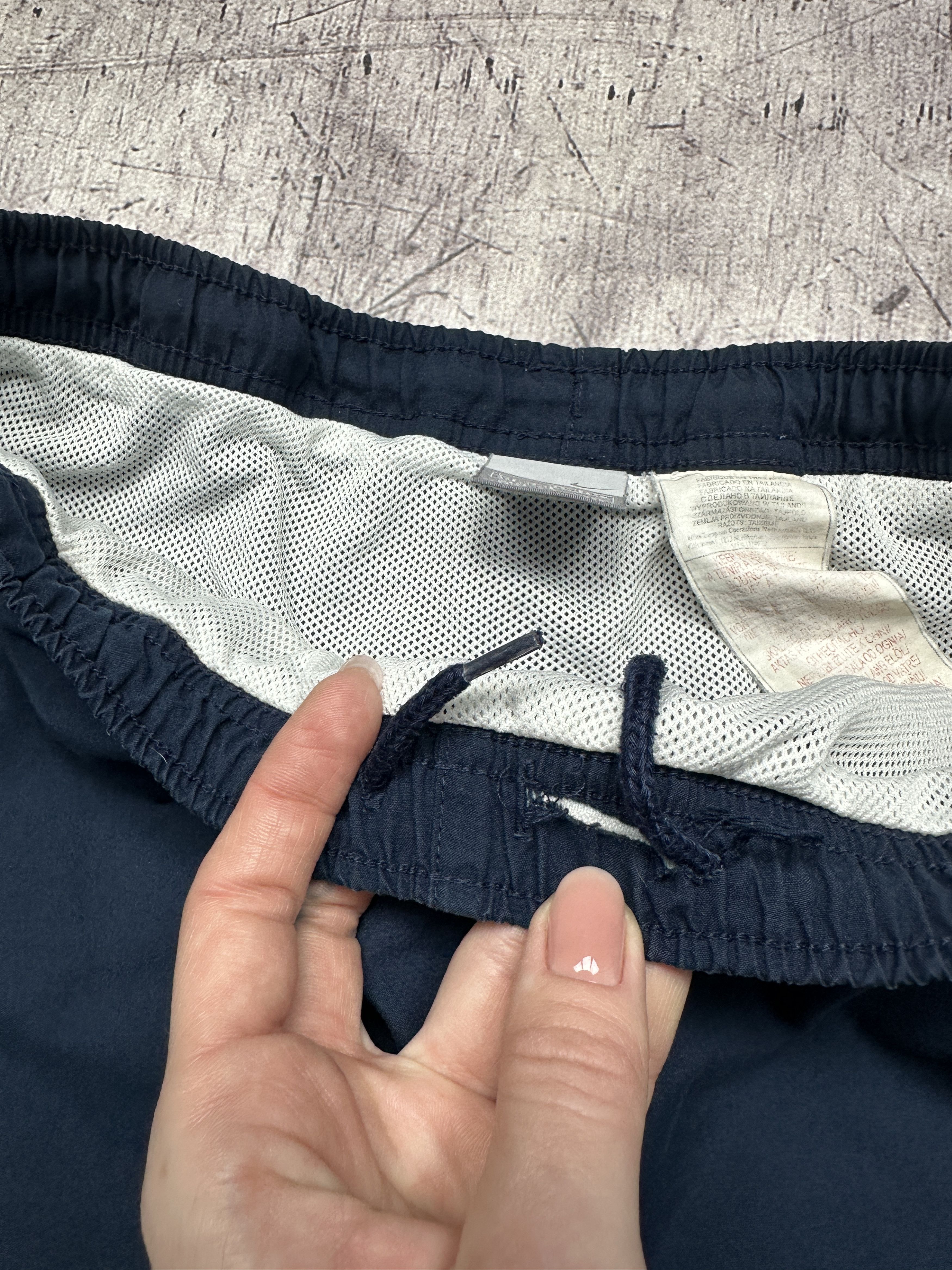 Nike Nike Vintage Mens Nylon Shorts Size US 28 / EU 44 - 5 Thumbnail