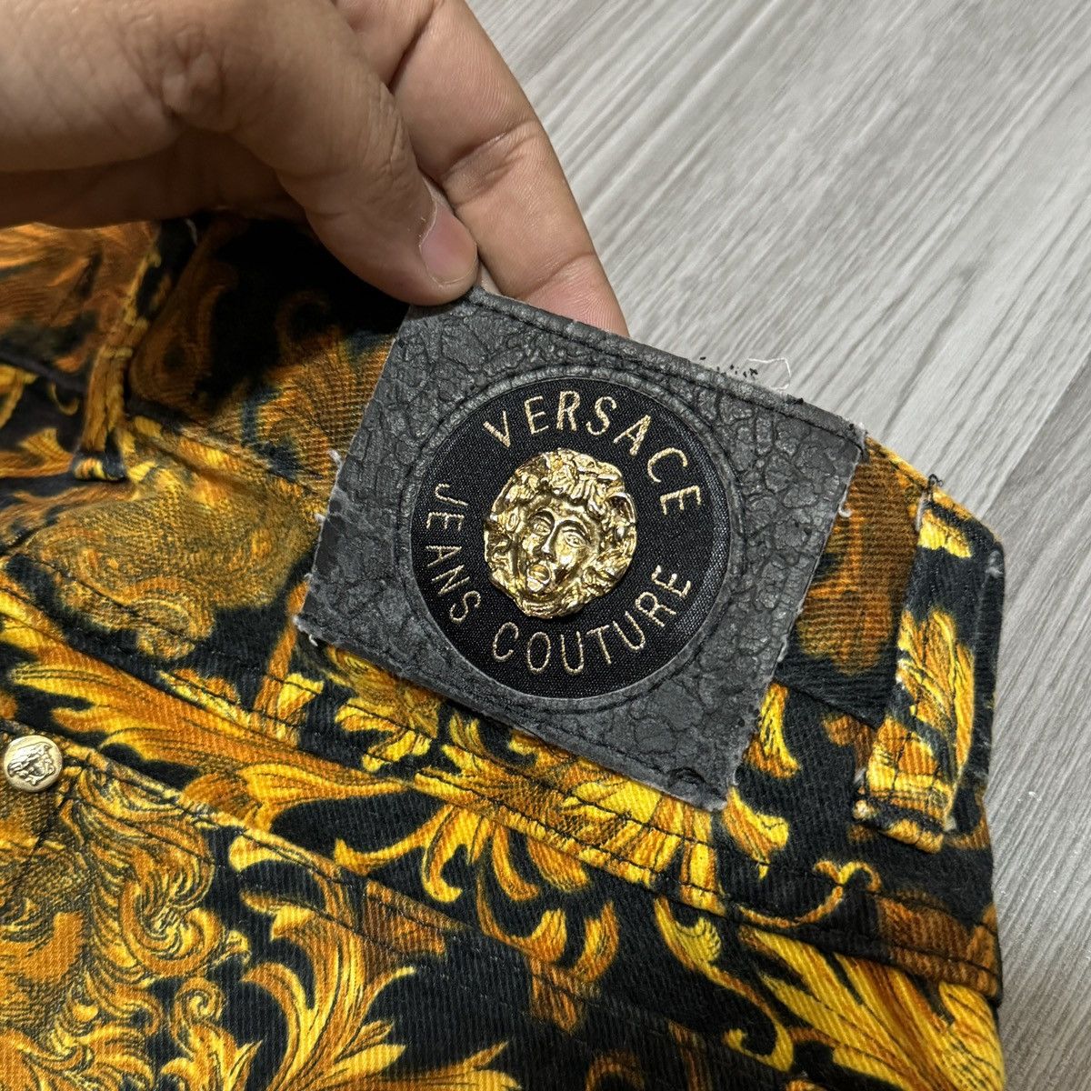 Versace × Versace Jeans Couture Versace 90s Gold Baroque High Waist Jeans Size US 30 / EU 46 - 6 Thumbnail