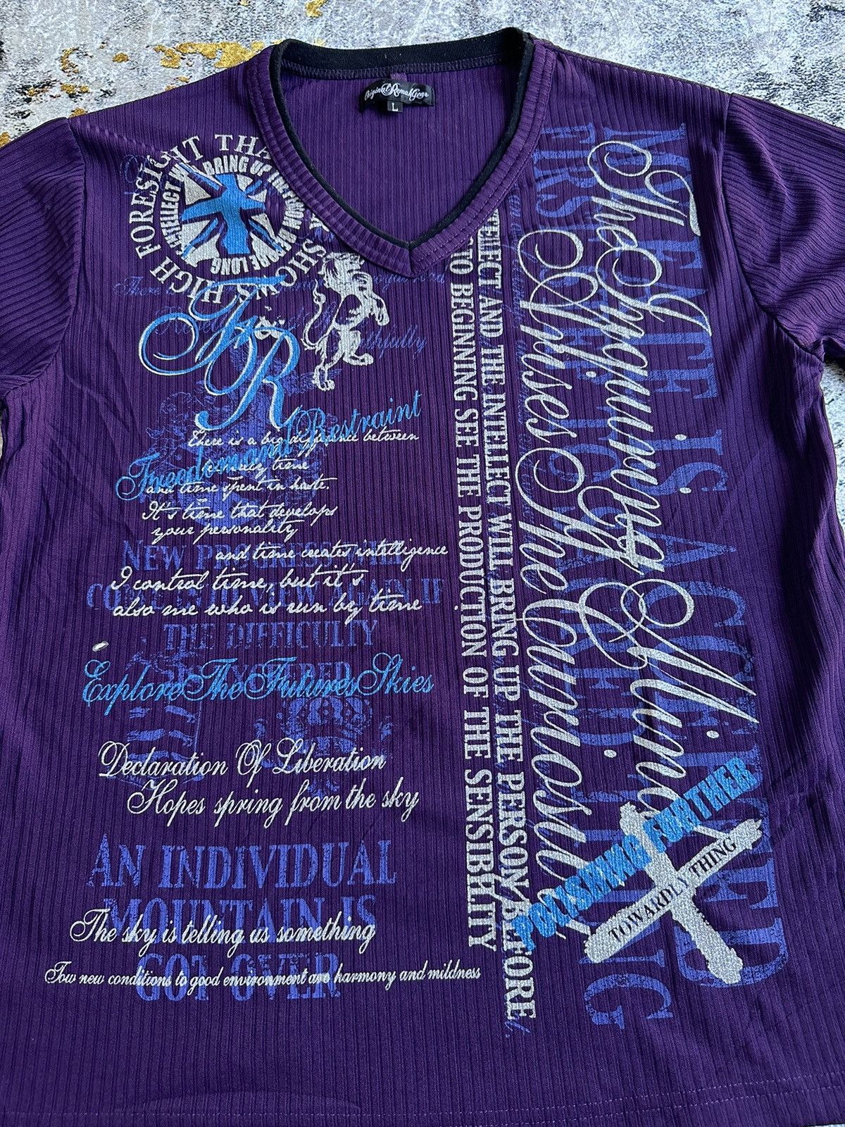 Hysteric Glamour SEDITIONARIES POEM PUNK STYLE DOUBLE COLLAR TSHIRT PURPLE Size US L / EU 52-54 / 3 - 3 Thumbnail