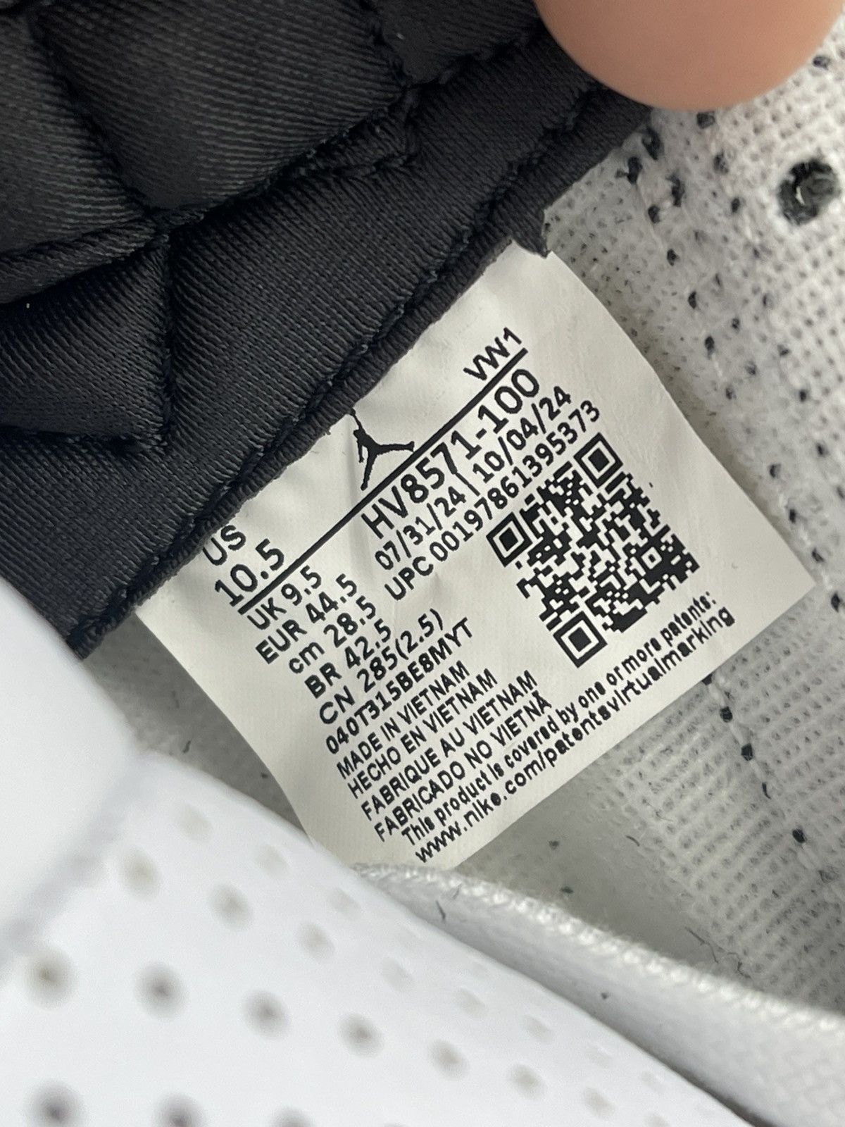 Jordan Brand Size 10.5 - Jordan 3 A Ma Maniere Diffused Blue Size US 10.5 / EU 43-44 - 13 Thumbnail