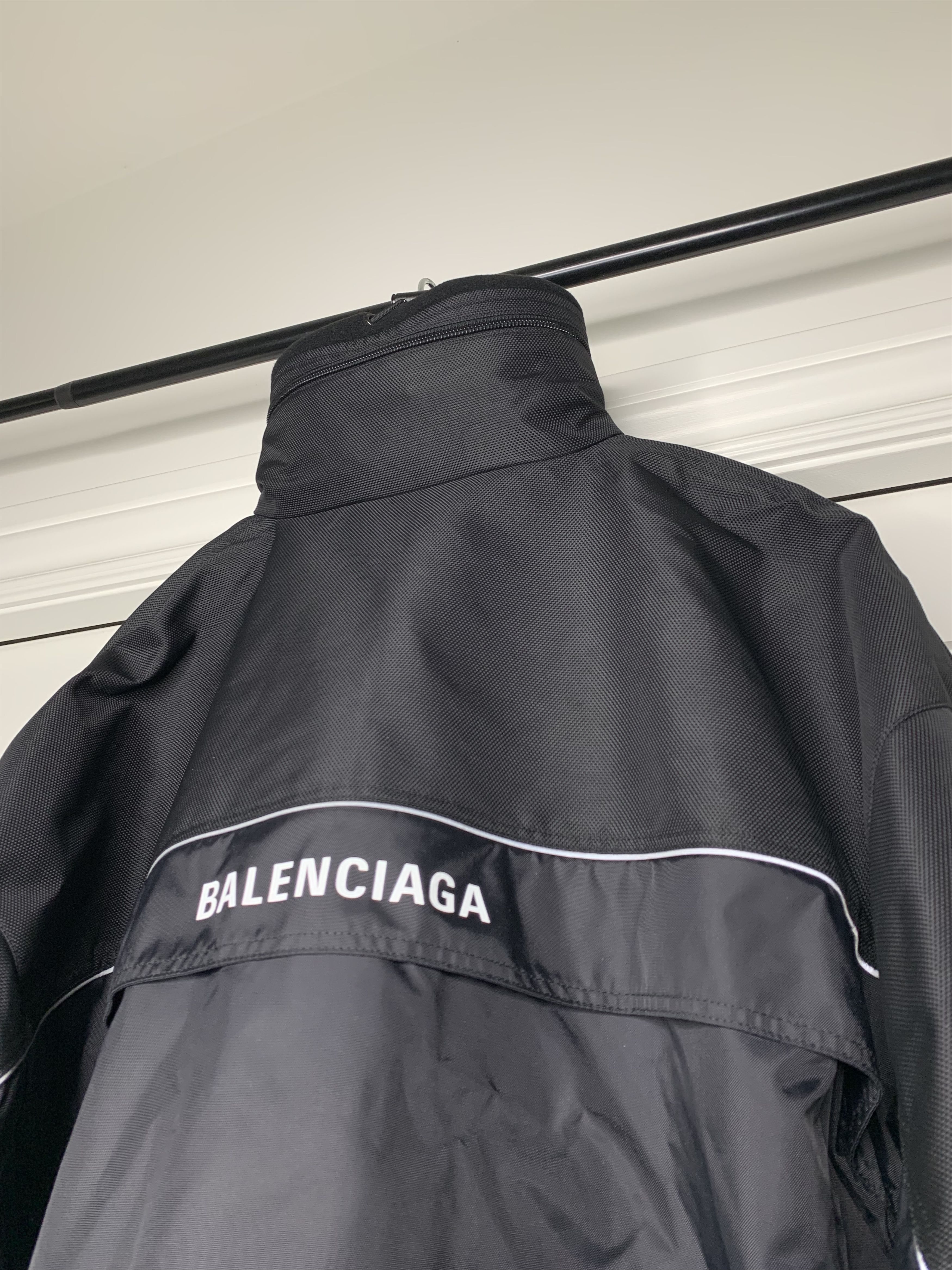 Balenciaga Balenciaga 80s Logo Black Windbreaker Nylon Jacket Size US M / EU 48-50 / 2 - 5 Thumbnail