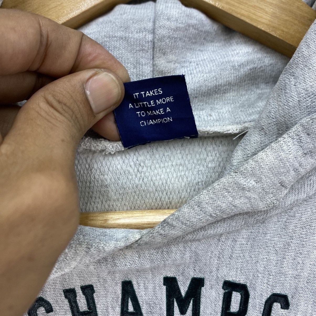 Champion 🫶 vintage Champion Reverse Weave hoodie Pullover Size US L / EU 52-54 / 3 - 8 Thumbnail