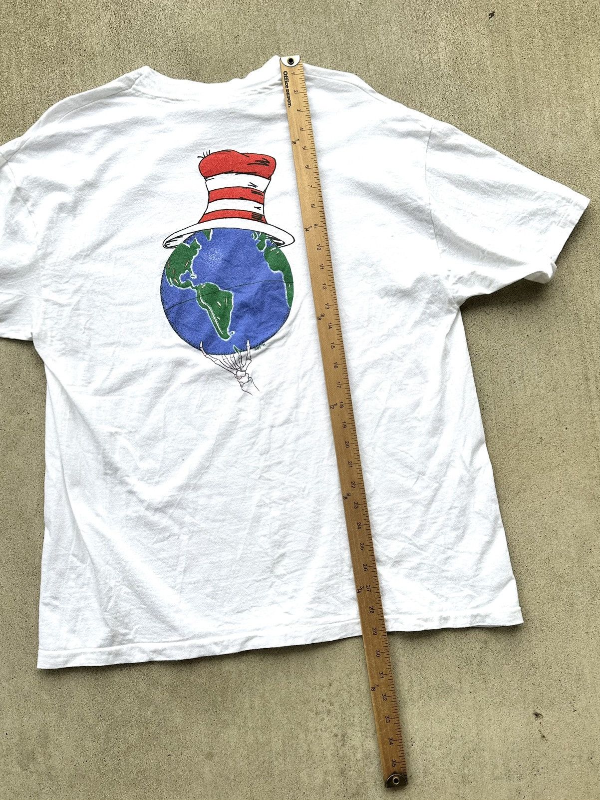 Band Tees × Grateful Dead × Vintage Vintage Grateful Dead Tee Shirt 94 Dr Seuss Cat In the Hat Size US L / EU 52-54 / 3 - 7 Thumbnail