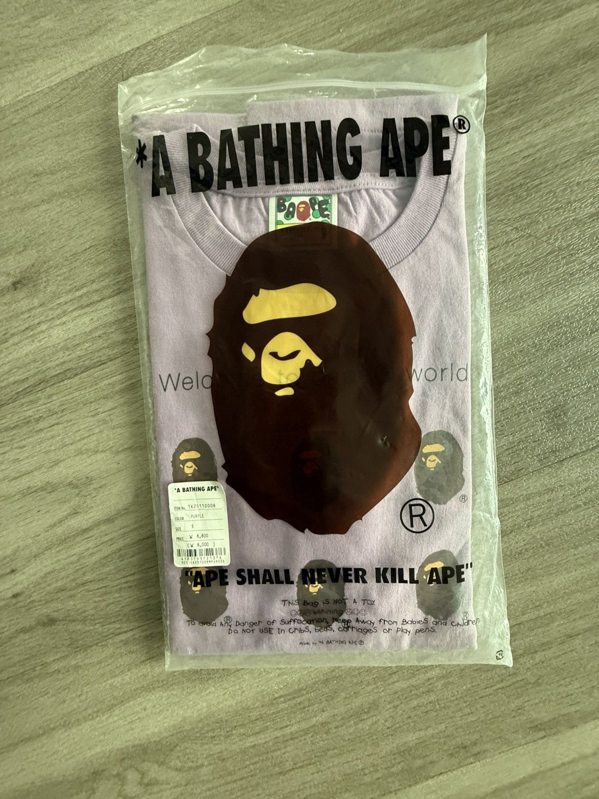 Bape Bape welcome to Bape world tee Size US S / EU 44-46 / 1 - 3 Thumbnail