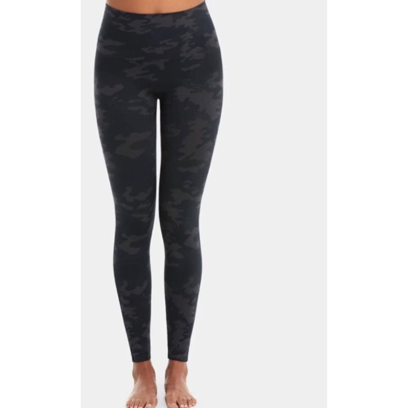 Spanx Spanx Seamless Leggings Women's Size M Black Grey Camo Ankle 25in Inseam Slim Stretch Regular Yoga Activewear Casual Size 32" / US 10 / IT 46 - 2 Thumbnail