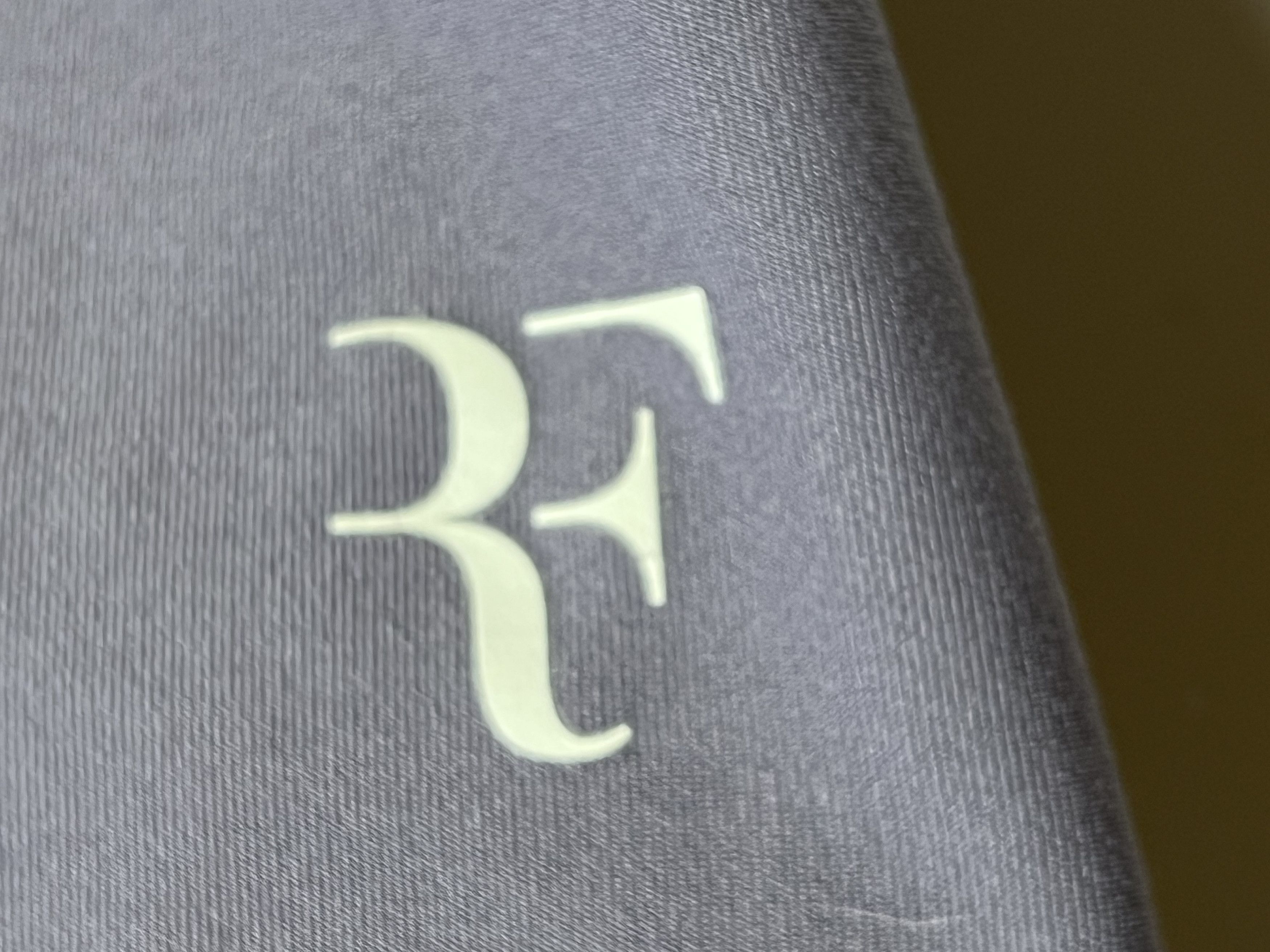 Nike RF ROGER FEDERER TENNIS NIKE DRI-FIT SHIRT RARE PURPLE Size US XL / EU 56 / 4 - 4 Thumbnail