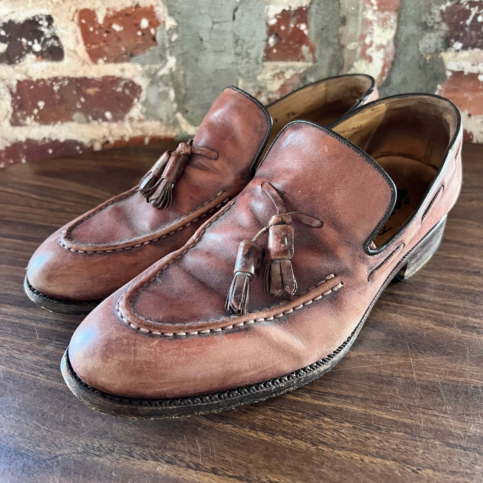 Hickey Hickey Men's Tassel Loafers 7.5 Size US 7.5 / EU 40-41 - 2 Thumbnail