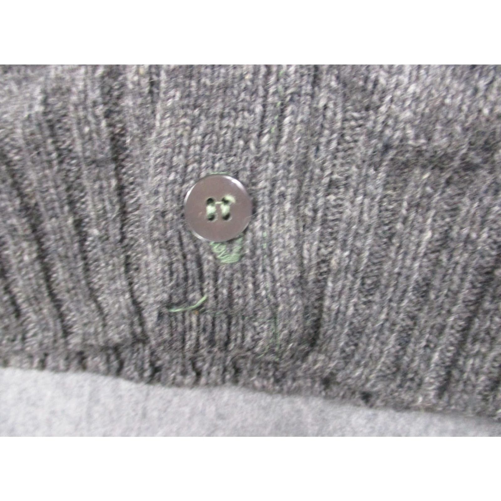 McGregor McGregor Sweater Vest Mens L Gray Shetland Wool Button Front V Neck Classic Size US L / EU 52-54 / 3 - 5 Thumbnail