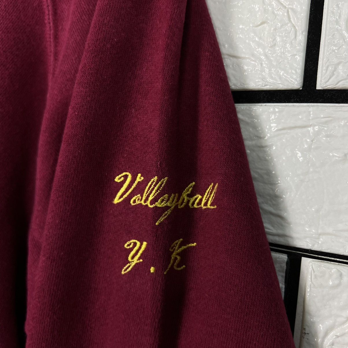 Vintage 1983 TUSLA Big Logo Volleball Crewneck Sweatshirt #4002-C182 Size US S / EU 44-46 / 1 - 11 Thumbnail