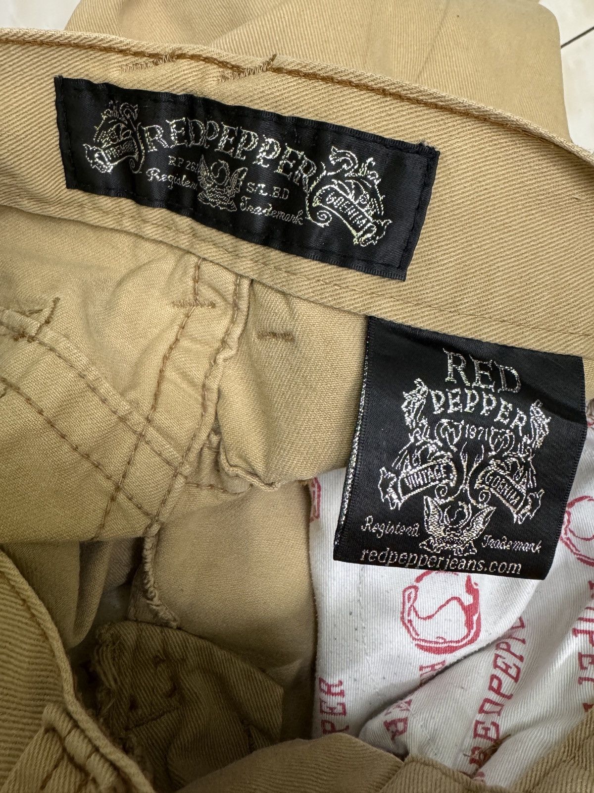 Ed Hardy Ed Hardy x Red Pepper Y2K Embroidered Tiger Jeans Worn Dirty Size US 30 / EU 46 - 14 Thumbnail