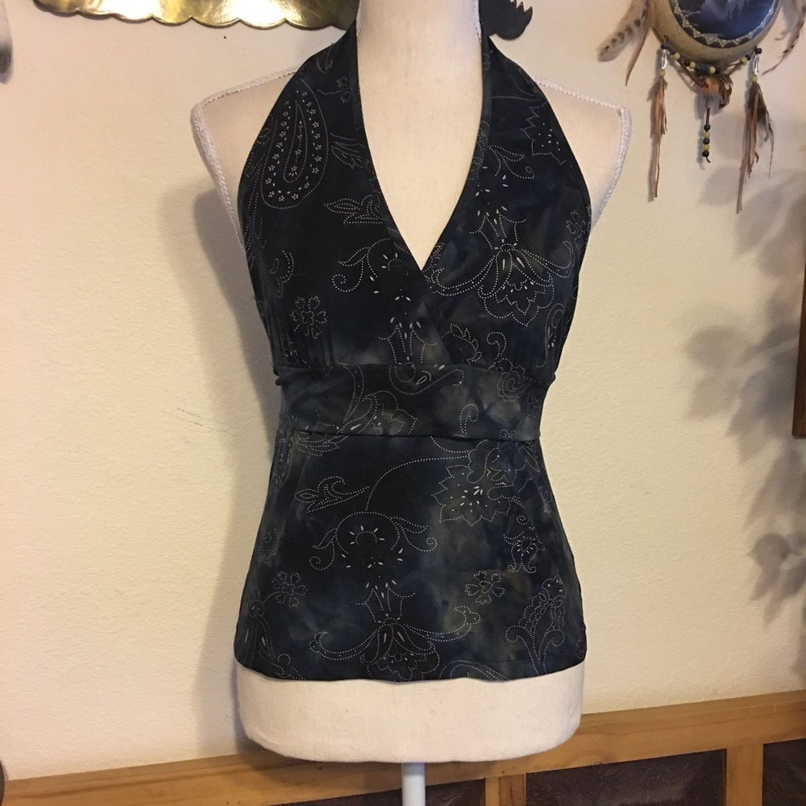 Other Agaci Too Gray floral fleur de lis halter top Size L / US 10 / IT 46 - 1 Thumbnail