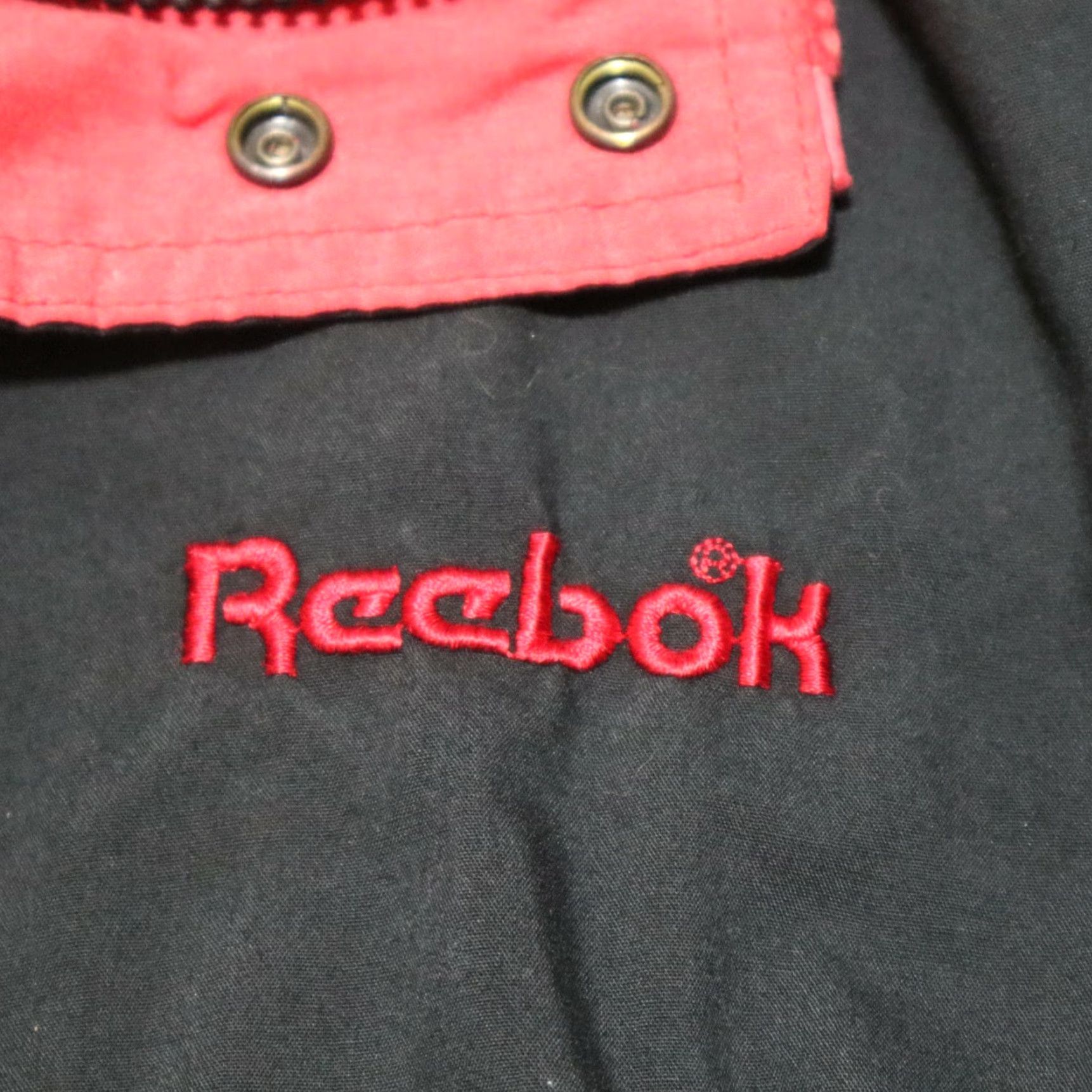 Reebok VINTAGE Reebok Jacket Windbreaker Mens XL Black Red Spell Out Coat Size US XL / EU 56 / 4 - 2 Thumbnail
