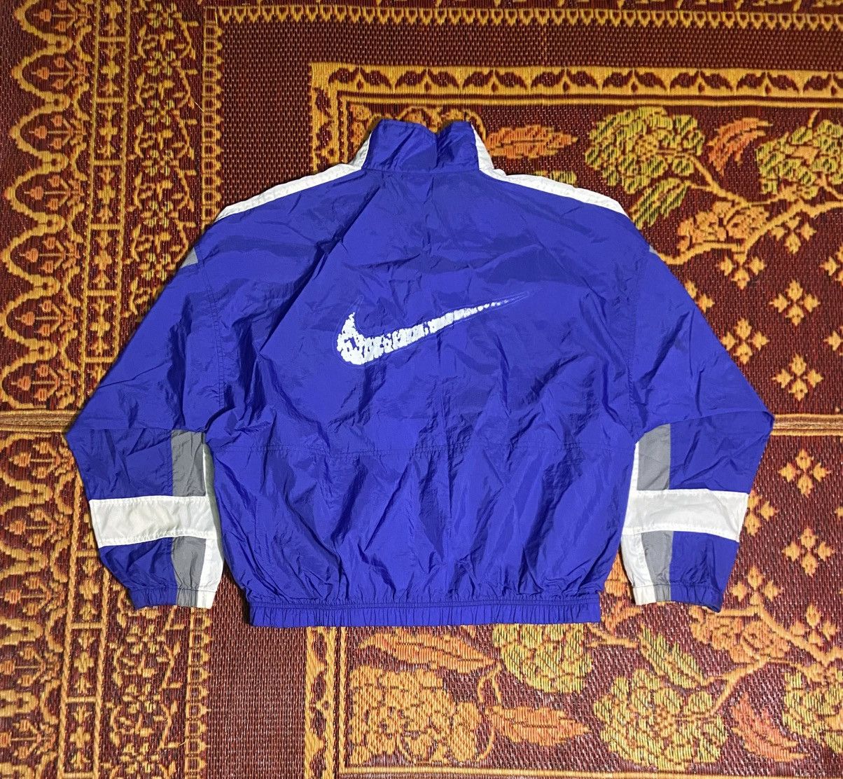 Nike Vintage Nike Windbreaker Jacket Size US L / EU 52-54 / 3 - 1 Thumbnail