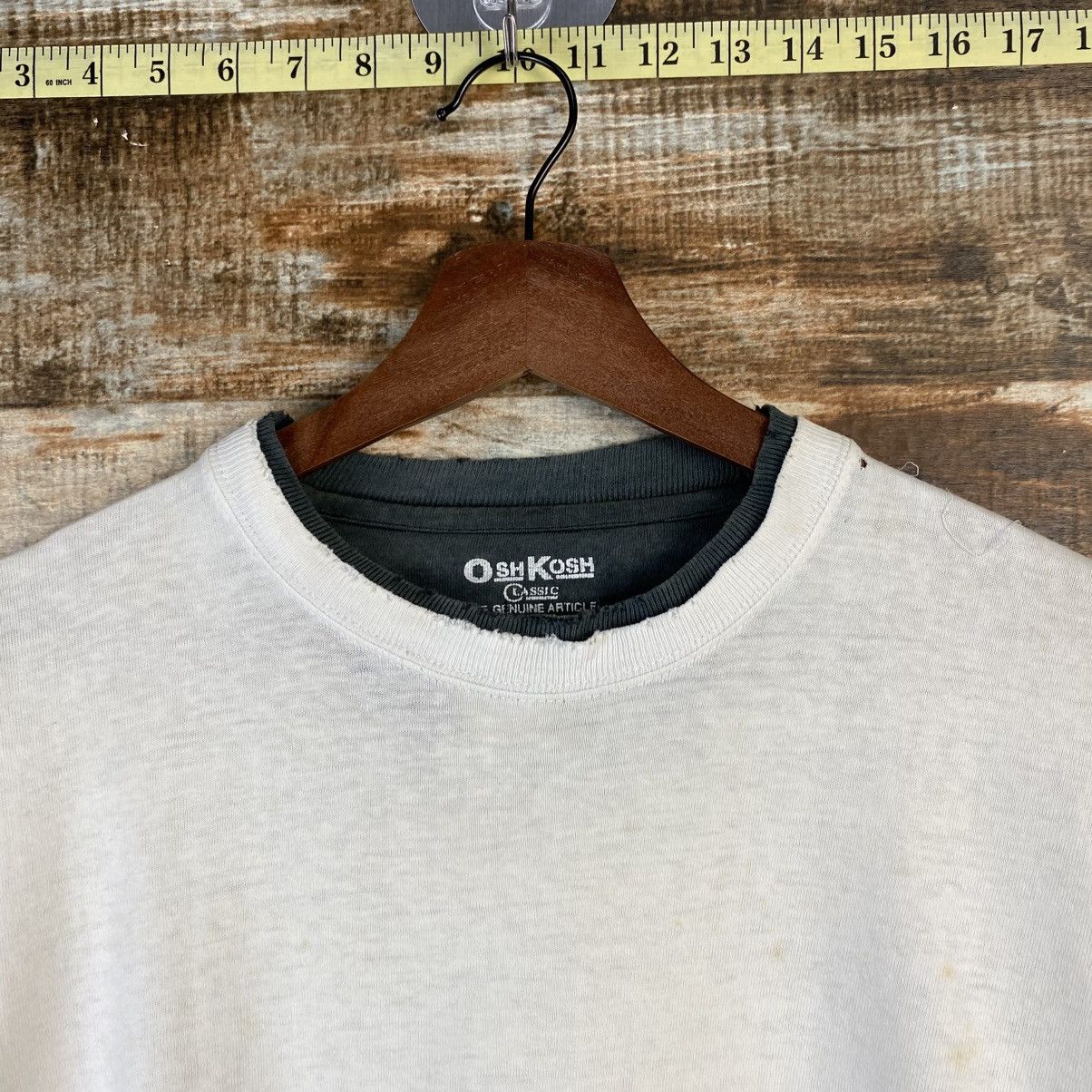 Oshkosh DL Osh Kosh White ripped Skulls Sweatshirt #C860 Size US M / EU 48-50 / 2 - 5 Thumbnail