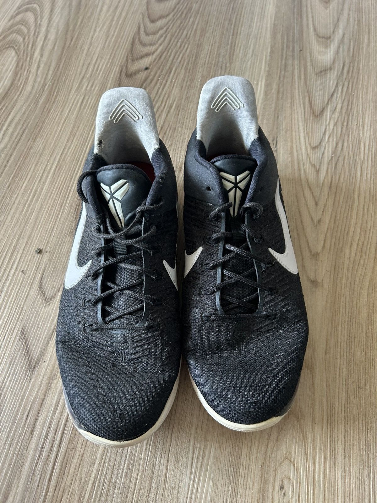 Nike Nike Kobe AD Black White Size US 5.5 / EU 38 - 2 Thumbnail