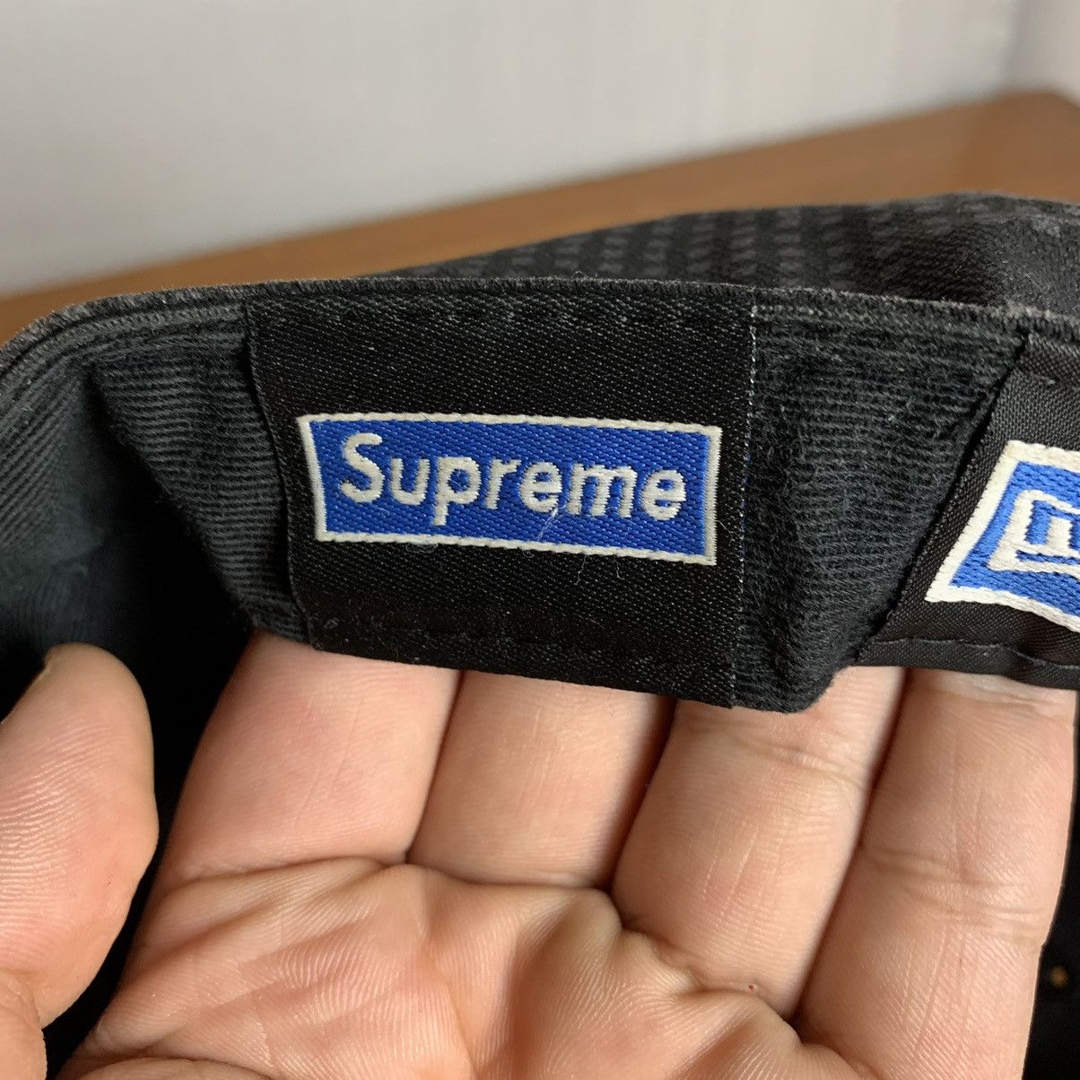 New Era × Supreme Supreme Grid Camo Side Logo Fitted Hat 2007 Size ONE SIZE - 14 Thumbnail