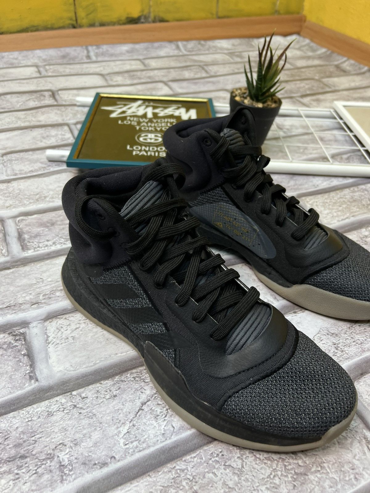 Adidas adidas Marquee Boost Mid Size US 8 / EU 41 - 4 Thumbnail