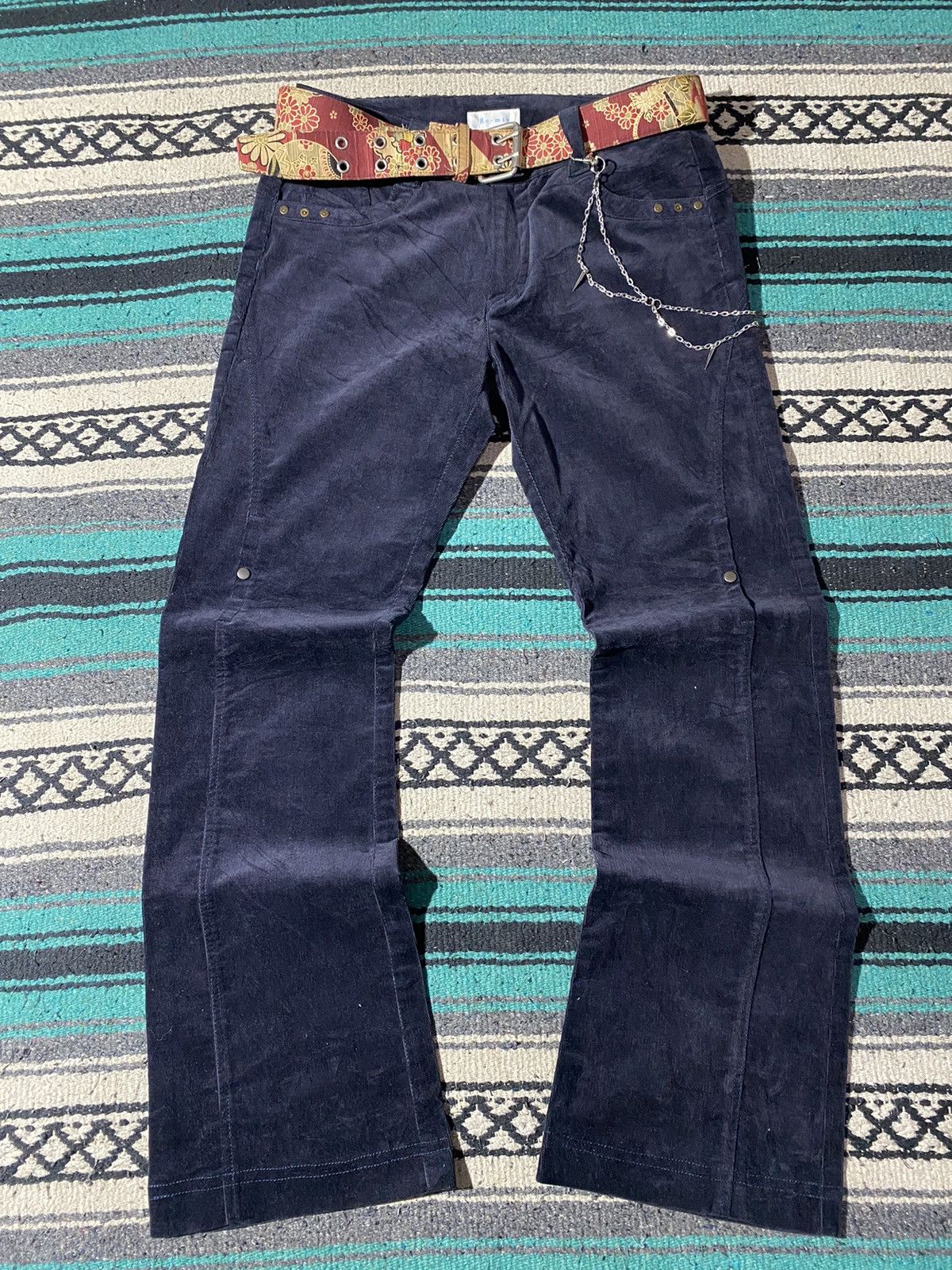 If Six Was Nine × Japanese Brand × Le Grande Bleu (L.G.B.) 2000s - Re-mix Flared Corduroy Pants Size US 28 / EU 44 - 3 Thumbnail
