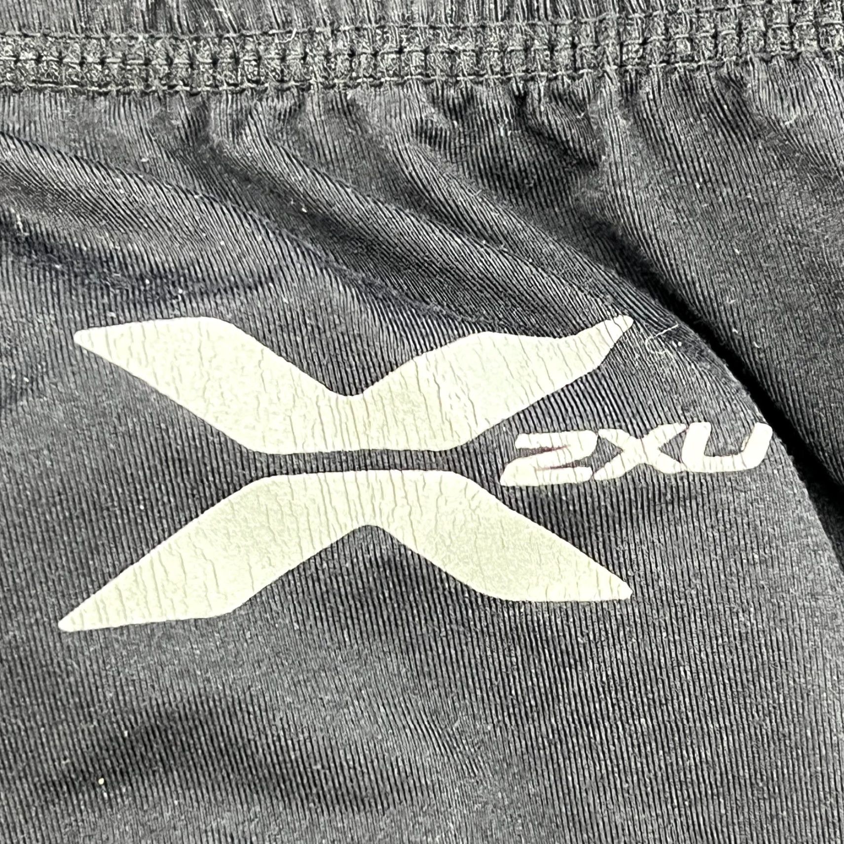 2XU 2XU Mens Compression Pants Medium Sport Spandex Elite Black Tights Athletic Shirt? Size US 31 - 4 Thumbnail