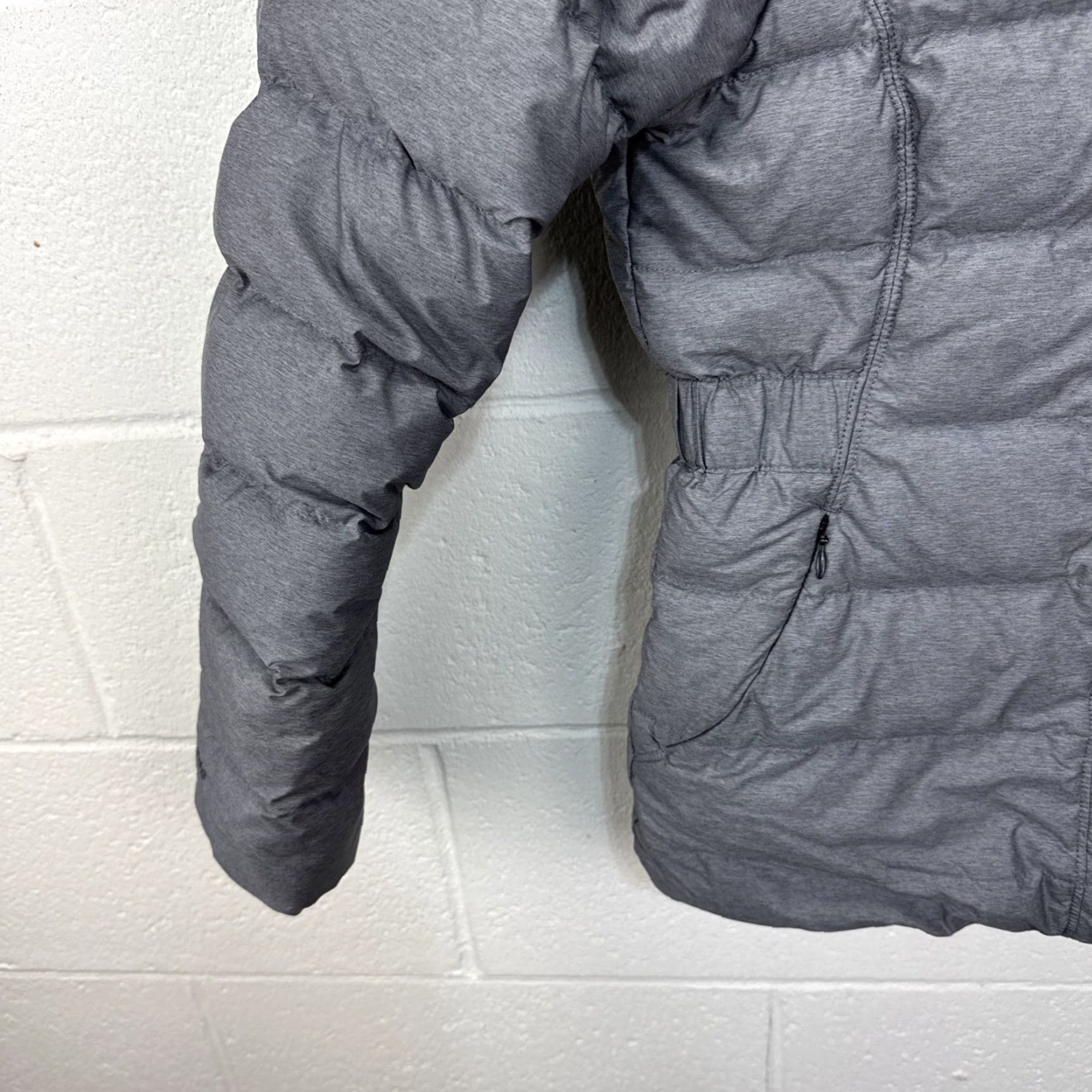 The North Face The North Face Jacket Womens Size Medium Gotham Gray Down Puffer CX66 Bubble Size M / US 6-8 / IT 42-44 - 4 Thumbnail