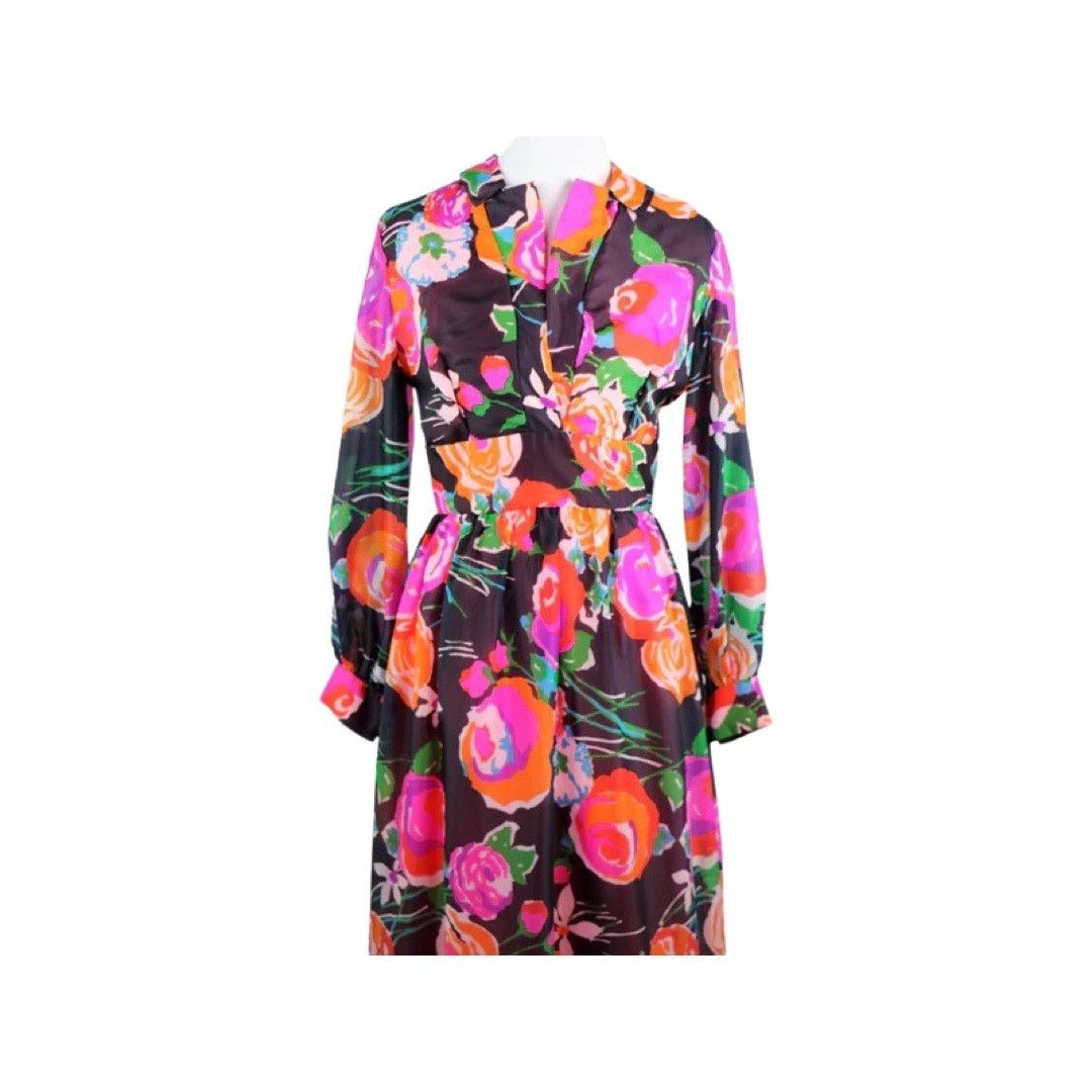 Vintage Vintage 1970s Chiffon Dark Floral Print Maxi Dress Medium Size M / US 6-8 / IT 42-44 - 4 Thumbnail
