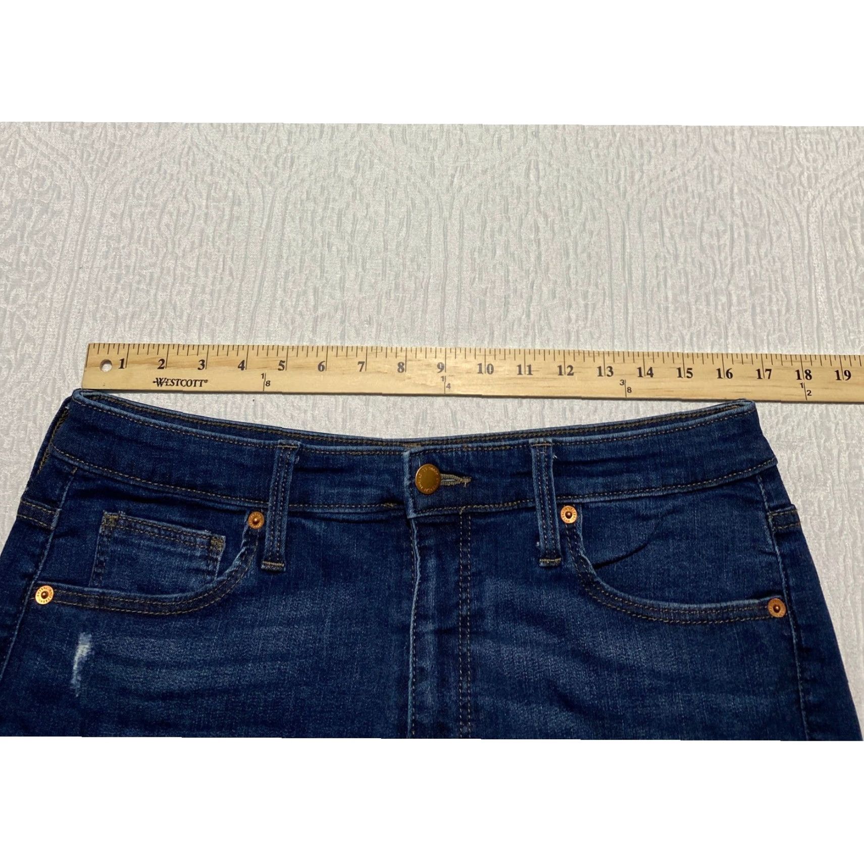 Vintage Universal Thread Denim Shorts 32 High Rise Midi Distressed Cut-Off Women's Jeans Shorts Blue Cotton Spandex Polyester Casual Summer Vintage No Size 24" / US 00 / IT 34 - 6 Thumbnail