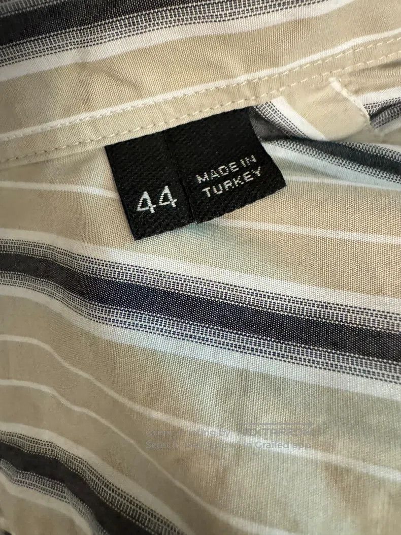 Vivienne Westwood Vivienne Westwood Shirt Size US S / EU 44-46 / 1 - 5 Thumbnail