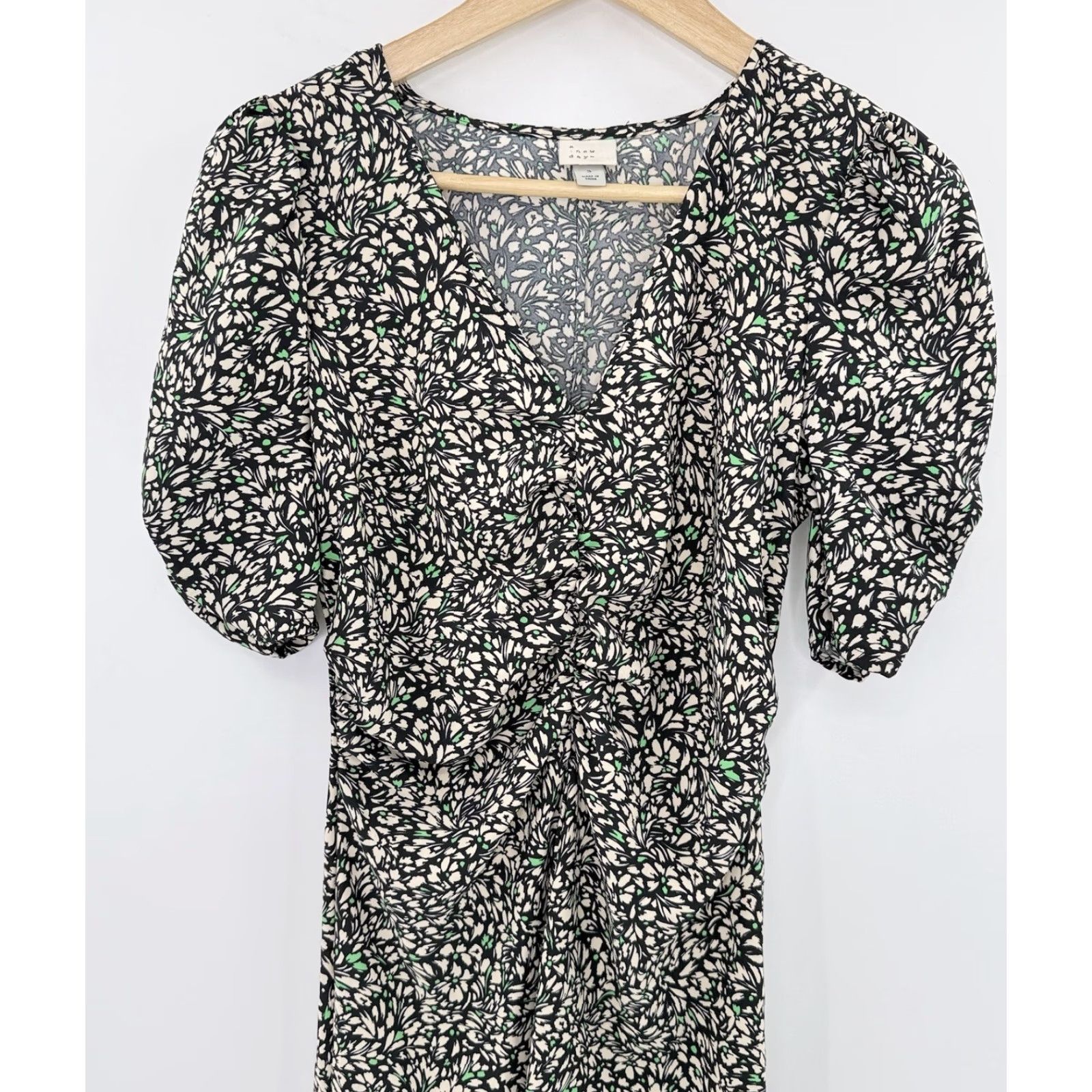 Vintage A New Day Crepe Short Sleeves Midi Dress Green Floral Hi Low Dress Sz S Boho Dress Size 28" / US 6 / IT 42 - 5 Thumbnail
