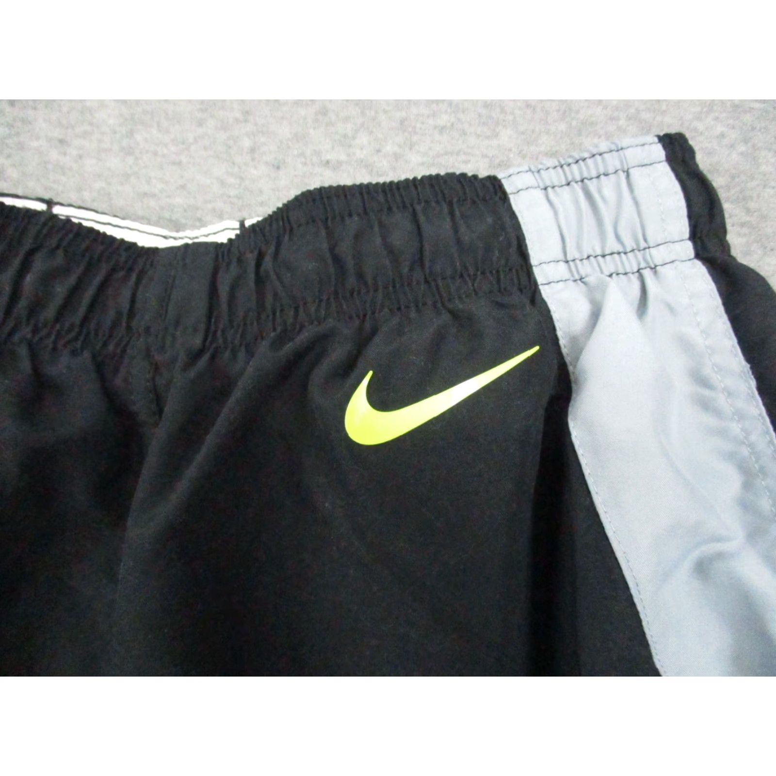 Nike Nike Shorts Basketball Mens Small Black Neon Logo Colorblock Drawstring Athletic Size US 26 / EU 42 - 4 Thumbnail