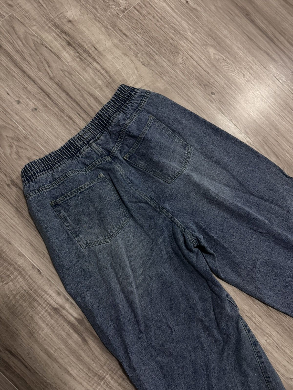 Boohoo BooHooMan Baggy Jeans - Size 32 Size US 32 / EU 48 - 4 Thumbnail