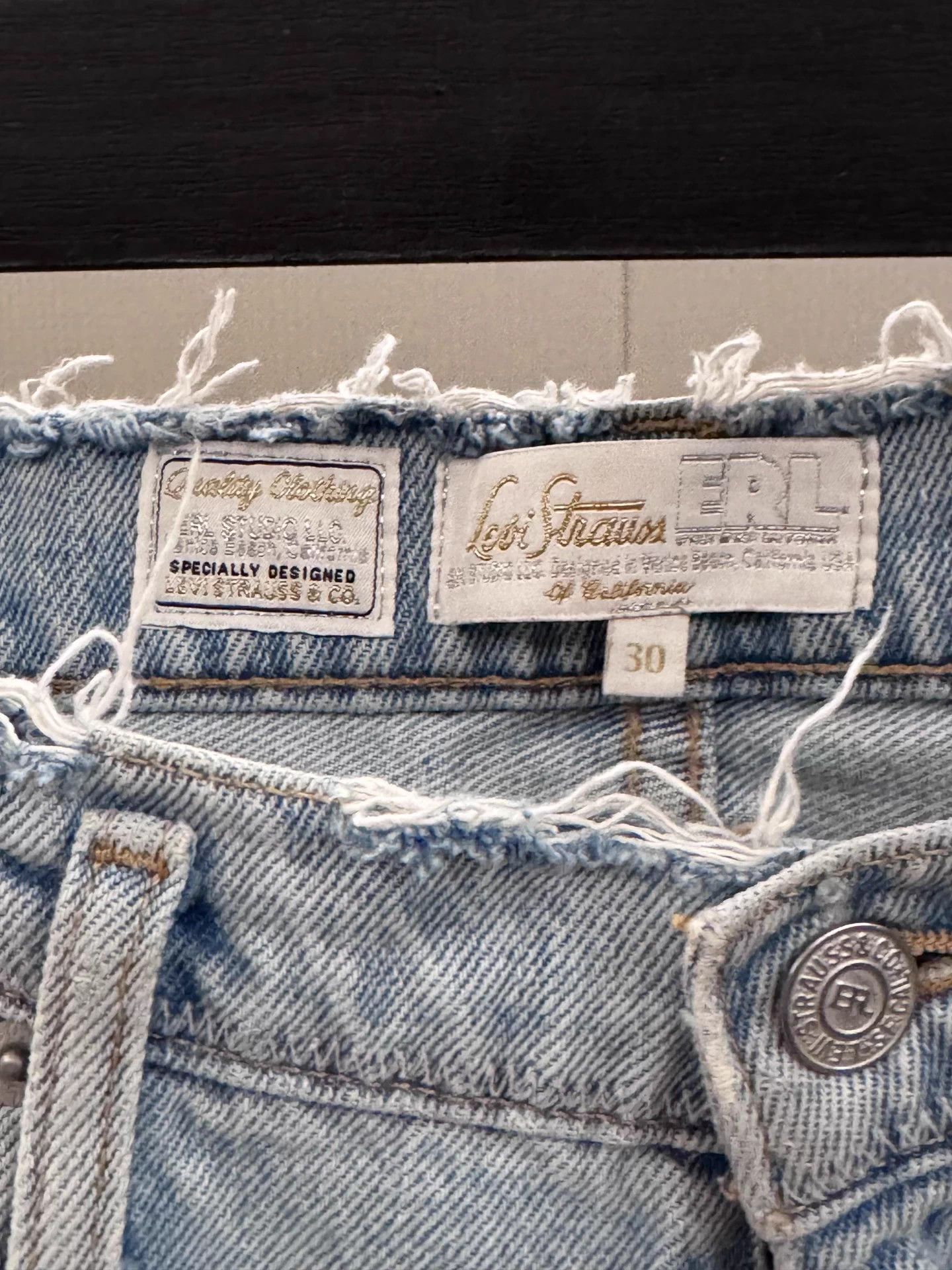 Levi's Levi's Collab Blue Denim 32 Worn Once Size US 32 / EU 48 - 2 Thumbnail