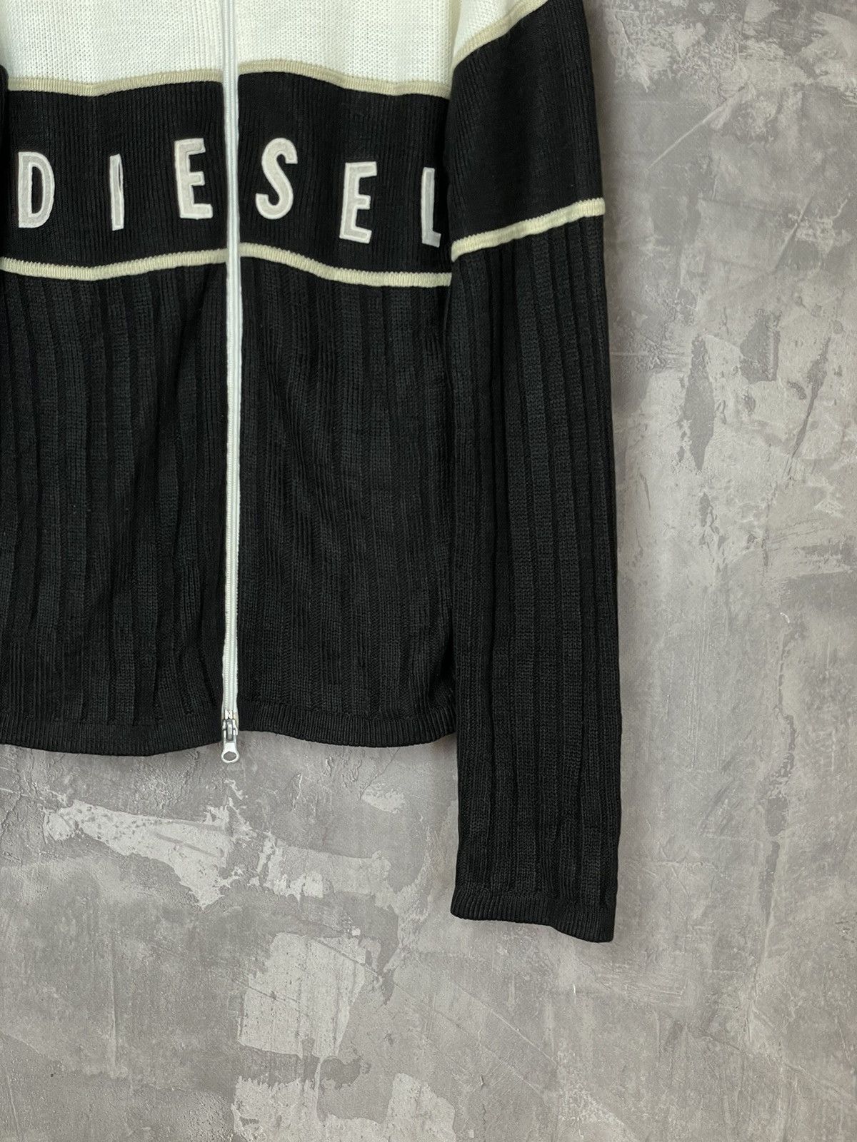 Diesel × If Six Was Nine × Japanese Brand Vintage Diesel Big Center Logo Y2K Avant Garde Boxy Sweater Size US S / EU 44-46 / 1 - 6 Thumbnail