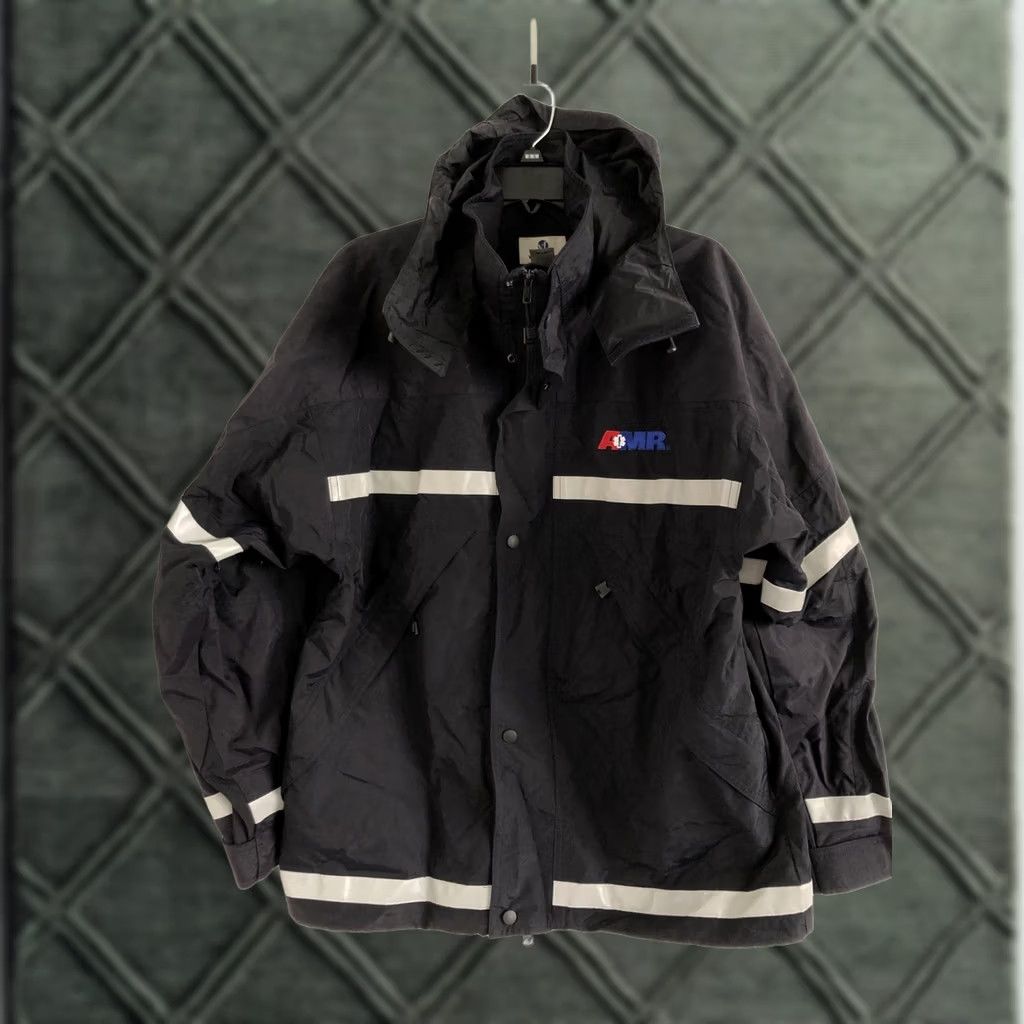 Vintage VINTAGE? AMR VF Image Wear Hooded All-Season American Response Ambulance Jacket Medium Navy Blue Reflective Accents Paramedic EMT VF Imagewear Jacket Size US M / EU 48-50 / 2 - 1 Thumbnail