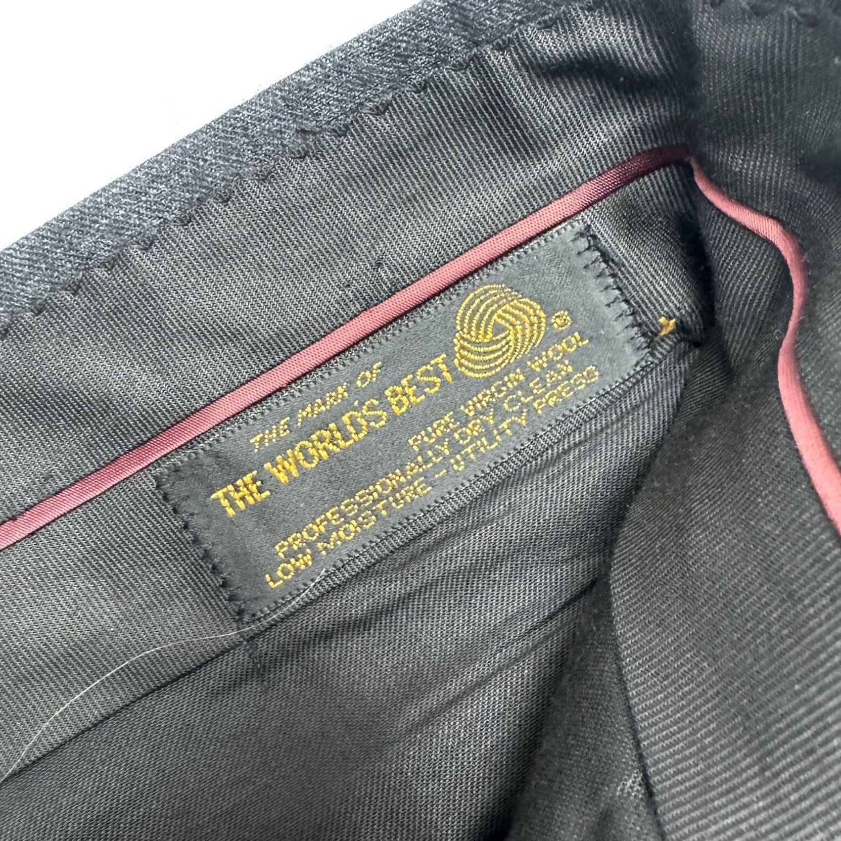 Hart Schaffner Marx VINTAGE Hart Schaffner & Marx 33W Black Pure Virgin Wool Trousers Pants 70s Pleated - Mens Wide 28 Inseam 33 Waist Black 100% Wool Original Size US 33 - 4 Thumbnail