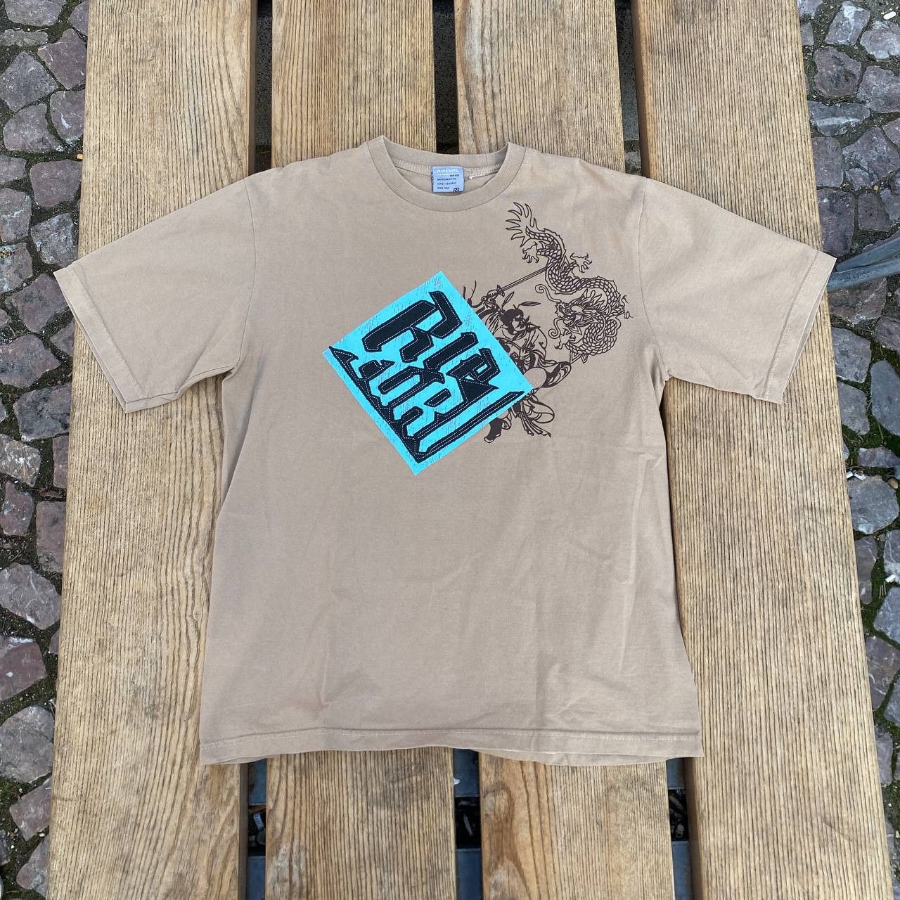 Rip Curl VINTAGE Y2K RIP CURL AMAZING JAPANESE DRAGON RARE T SHIRT Size US L / EU 52-54 / 3 - 1 Thumbnail