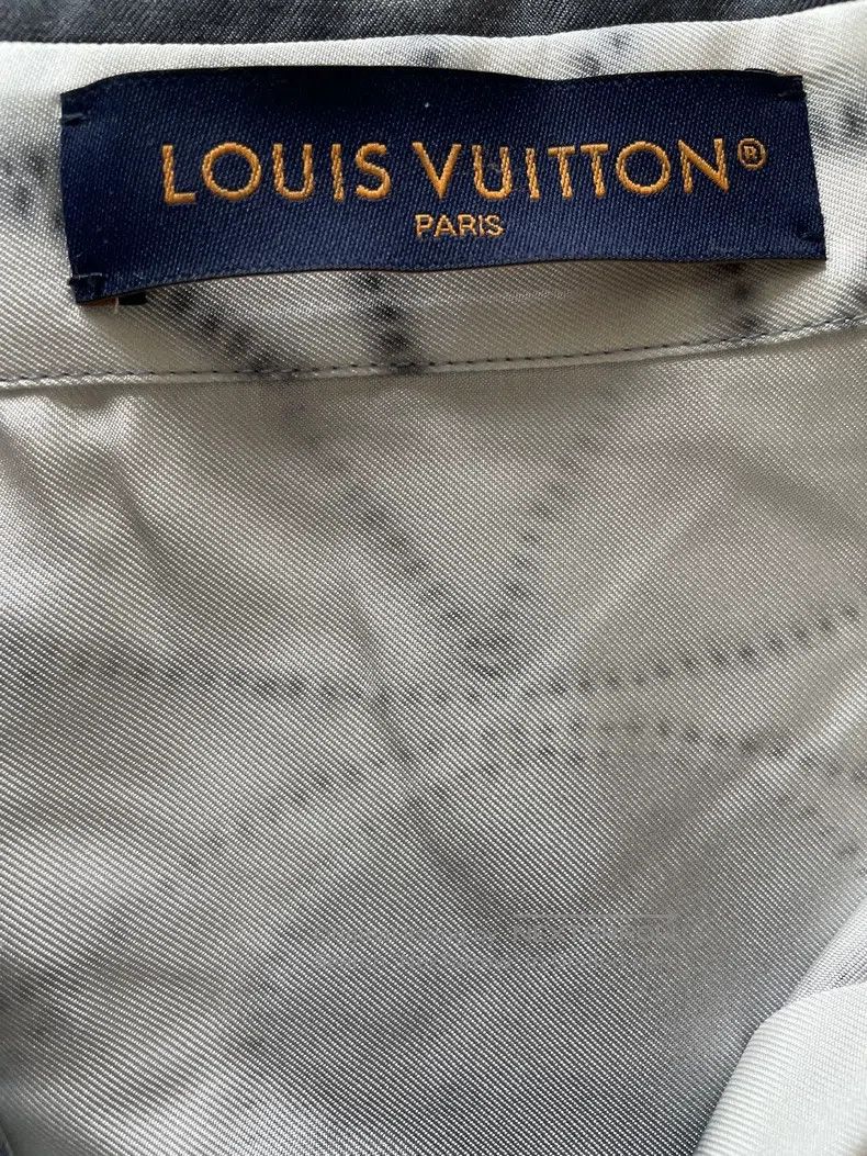 Louis Vuitton Louis Vuitton Mulberry silk full logo three-flower short-s Size US XL / EU 56 / 4 - 3 Thumbnail
