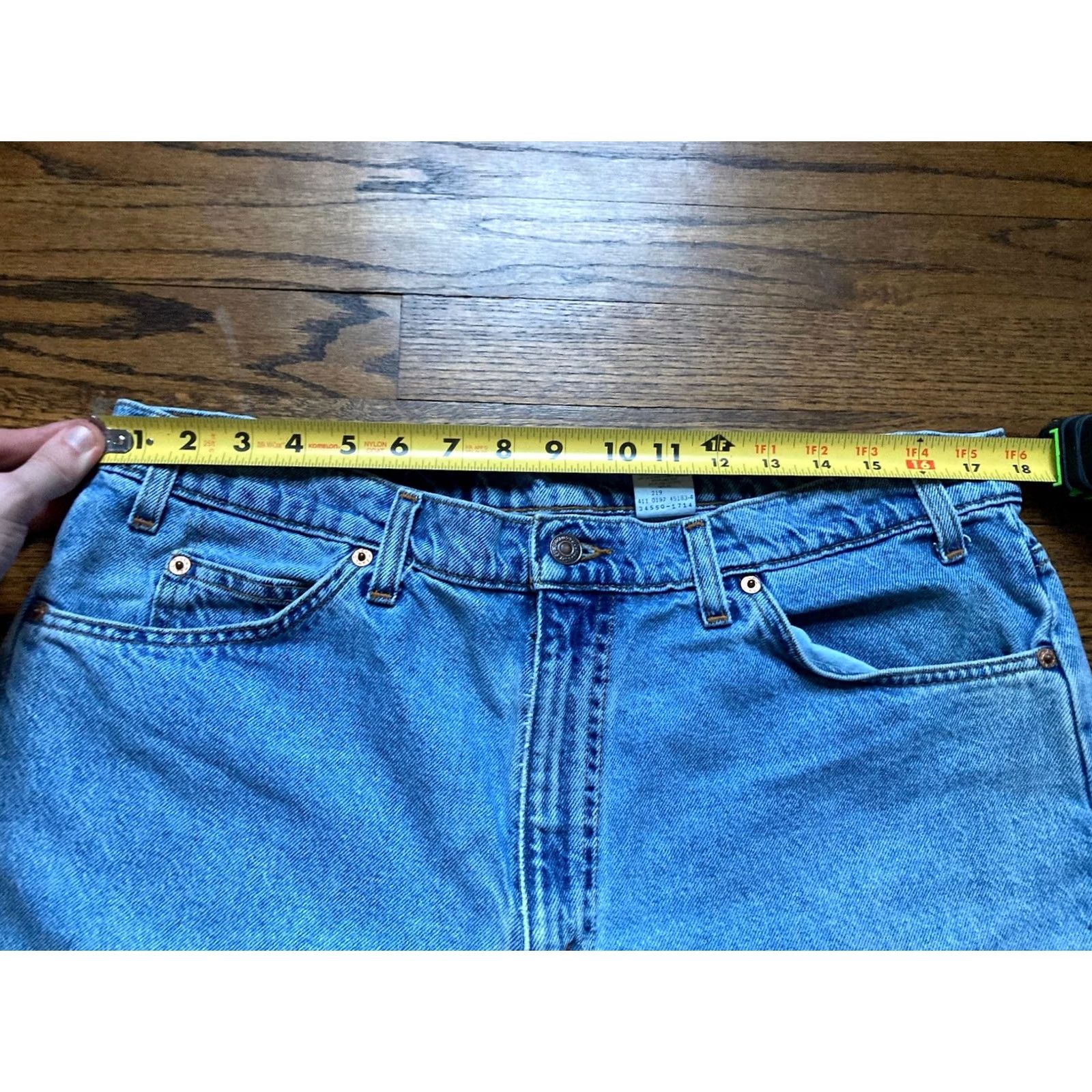 Levi's VINTAGE Levi's 550 Relaxed Fit Denim Shorts Orange Tab Sz 38 Light Wash 90s Mens Jeans Shorts Size US 38 / EU 54 - 7 Thumbnail