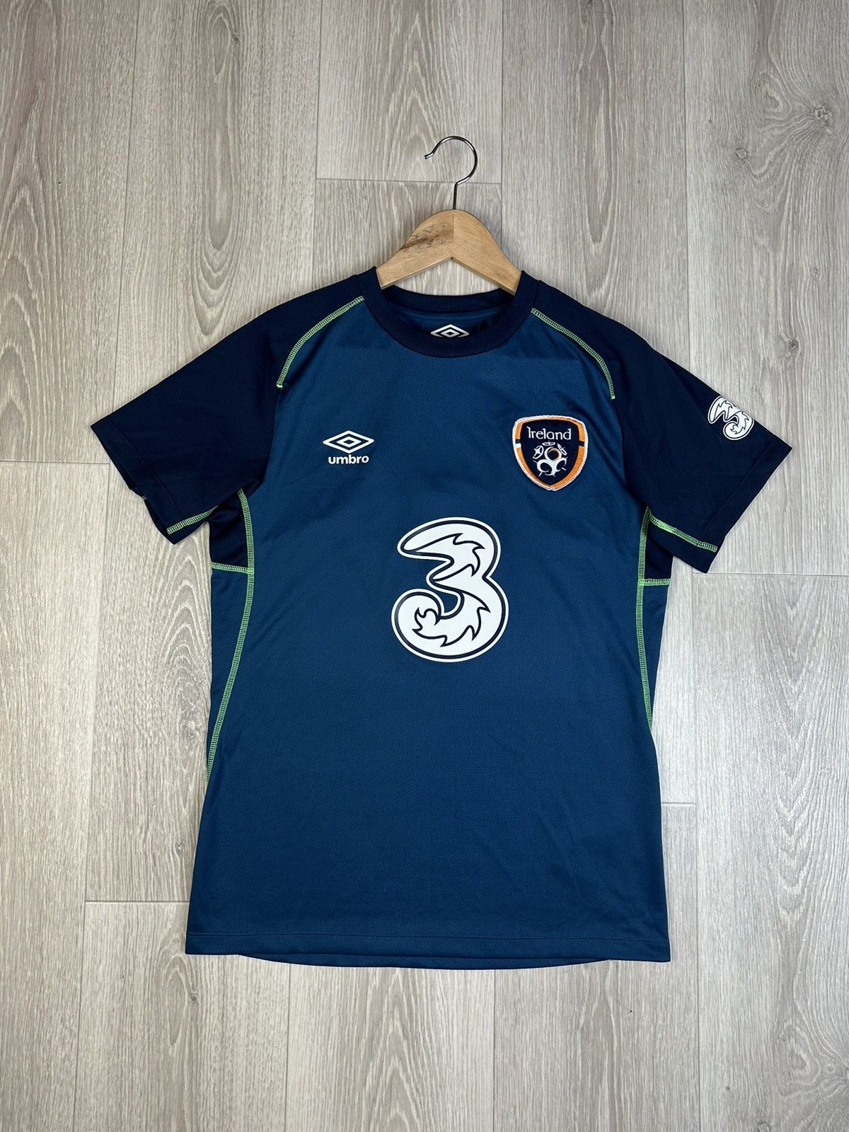 Other Ireland National Umbro Soccer Jersey Football T-Shirt Size S Size US S / EU 44-46 / 1 - 3 Thumbnail