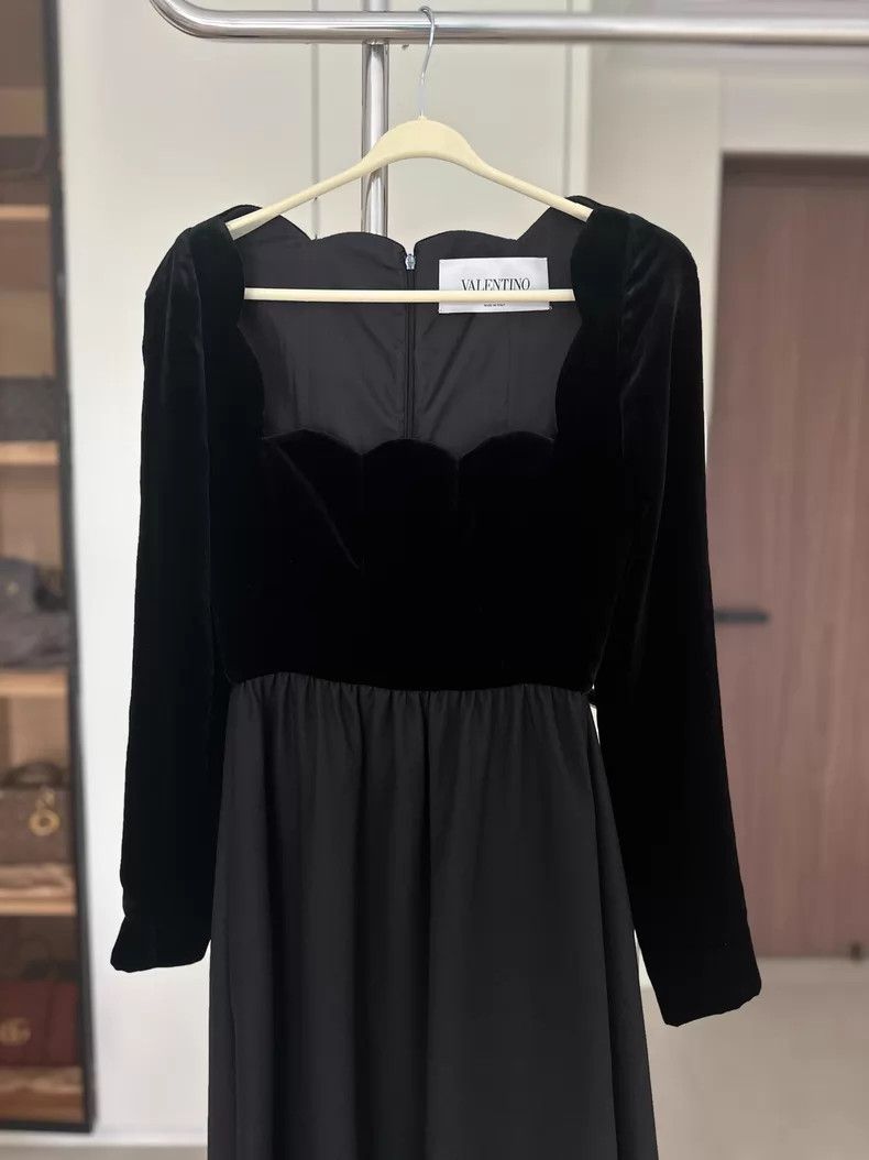Valentino Valentino Velour patchwork dress Size S / US 4 / IT 40 - 4 Thumbnail