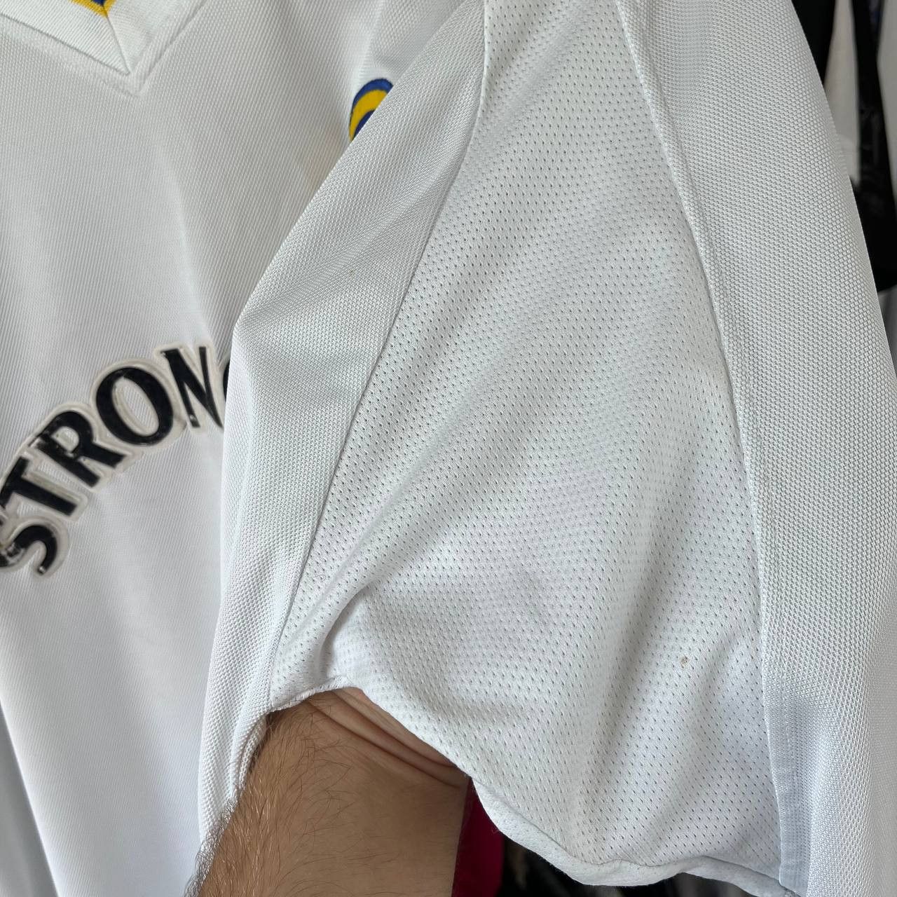 Nike Leeds United 2000/2001 Soccer Jersey #10 Harry Kewell Size US L / EU 52-54 / 3 - 12 Thumbnail