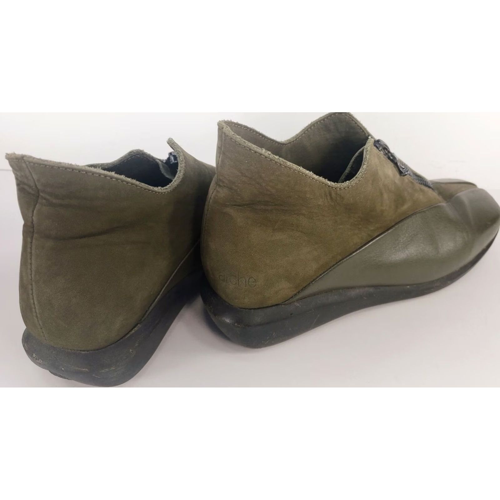 Vintage Arche France Women’s 5-5.5 36E Green Leather & Suede Bootie Ankle Boots Size US 5.5 / IT 35.5 - 4 Thumbnail
