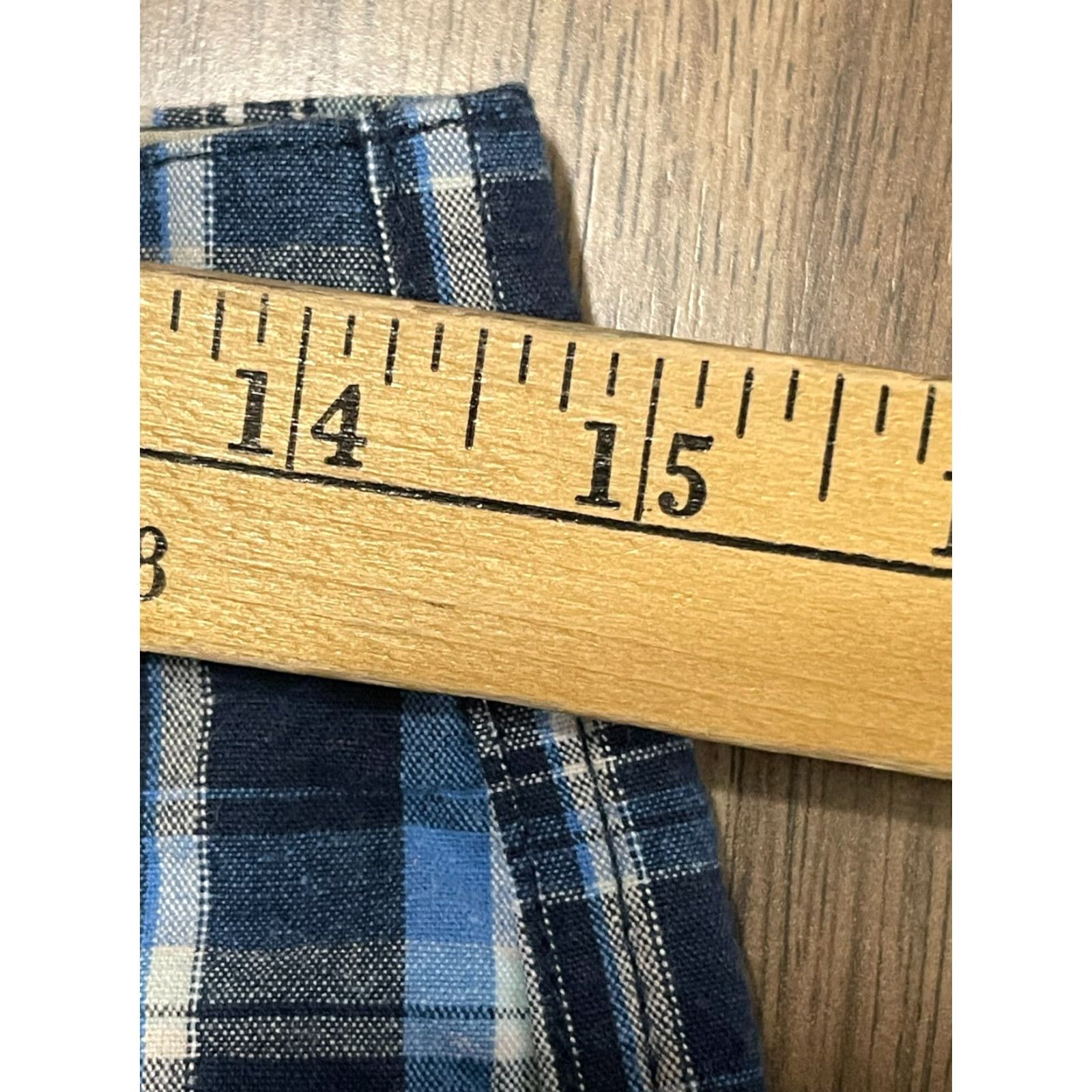 Vintage Columbia Shorts, Women's Size 9, Blue White Plaid, Pockets, Button Front, Chino, Juniors, Womens Size 30" / US 8 / IT 44 - 3 Thumbnail