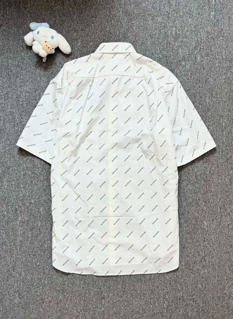 Balenciaga Balenciaga size 37 White short sleeve shirt with full logo Size US M / EU 48-50 / 2 - 4 Thumbnail