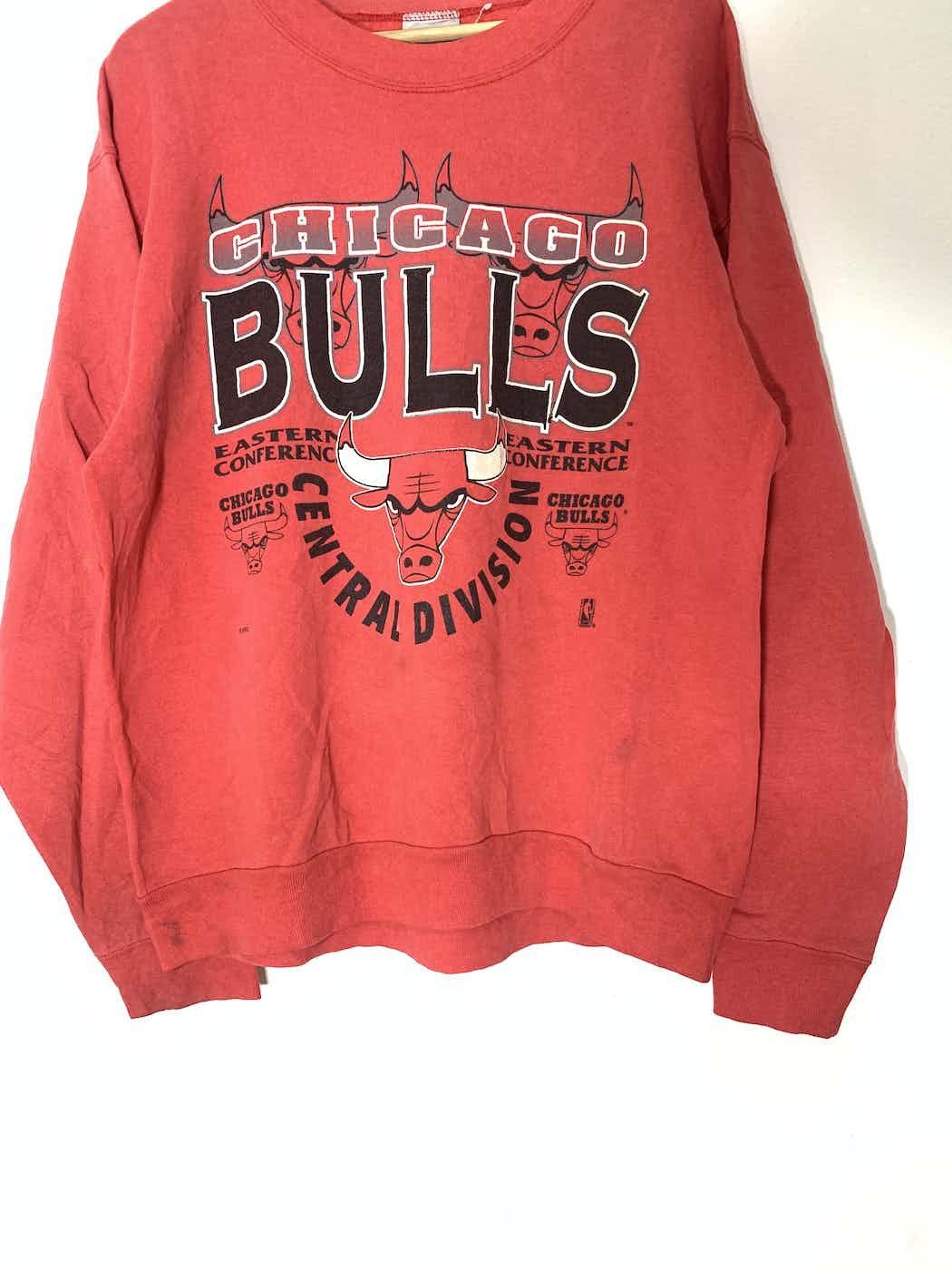 NBA × Vintage Vintage Sun faded NBA Chicago Bulls sweatshirt Size US L / EU 52-54 / 3 - 4 Thumbnail