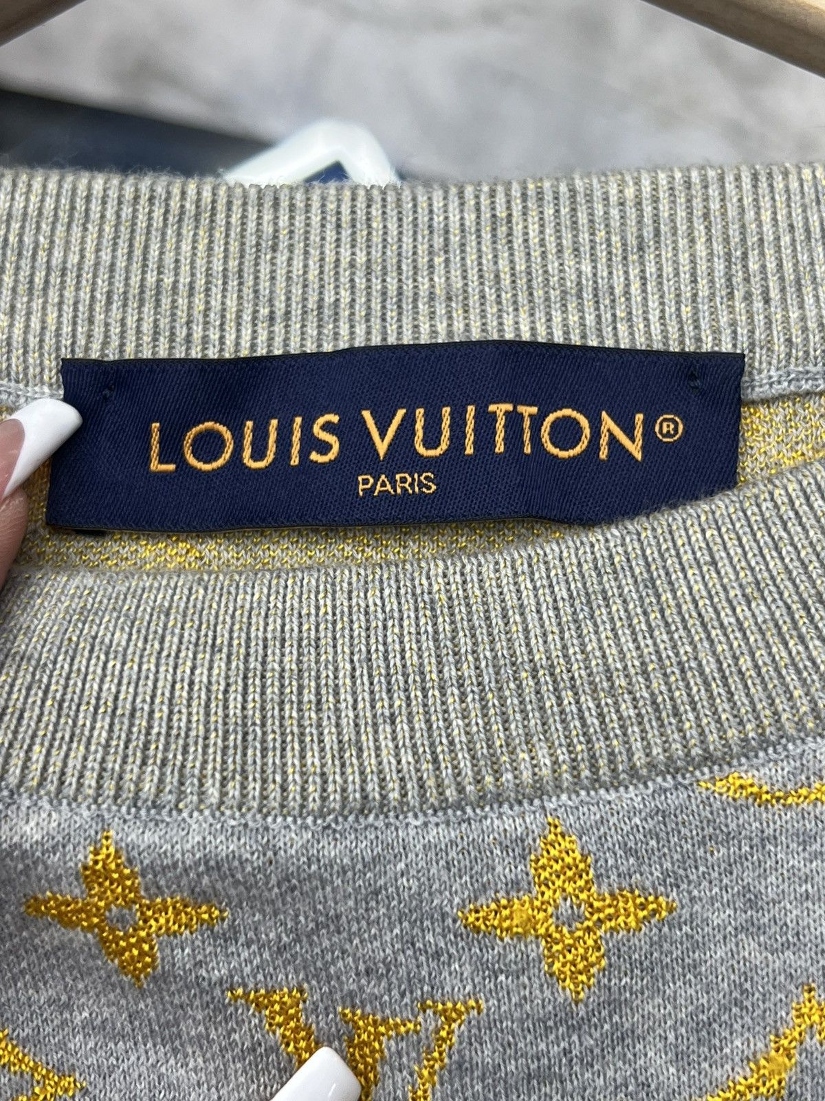 Louis Vuitton Louis Vuitton Monogram Tee Shirt Size US XL / EU 56 / 4 - 6 Thumbnail