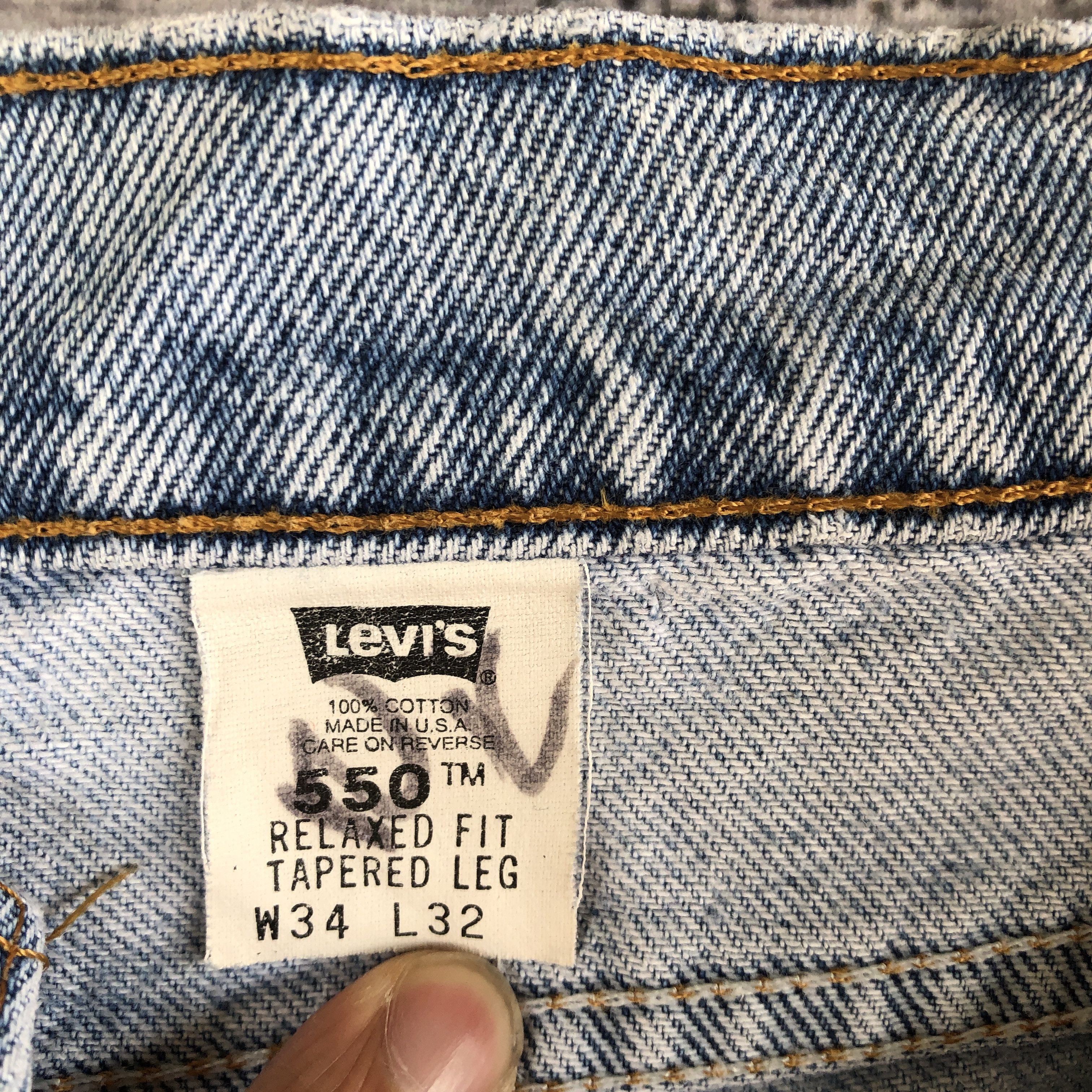 Levi's Vintage Levis Orange Tab Jeans Levis 550 Light Wash Denim Size US 32 / EU 48 - 9 Thumbnail