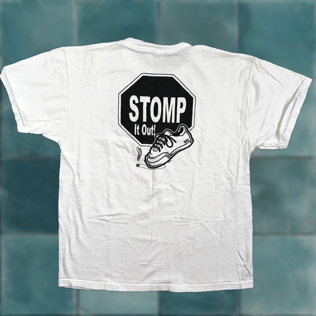 Fruit Of The Loom VINTAGE Fruit of the Loom T-Shirt Men White 90s Stomp It Out Cigarettes STOP Smoking Kills FOTL Shirt Size US L / EU 52-54 / 3 - 1 Thumbnail