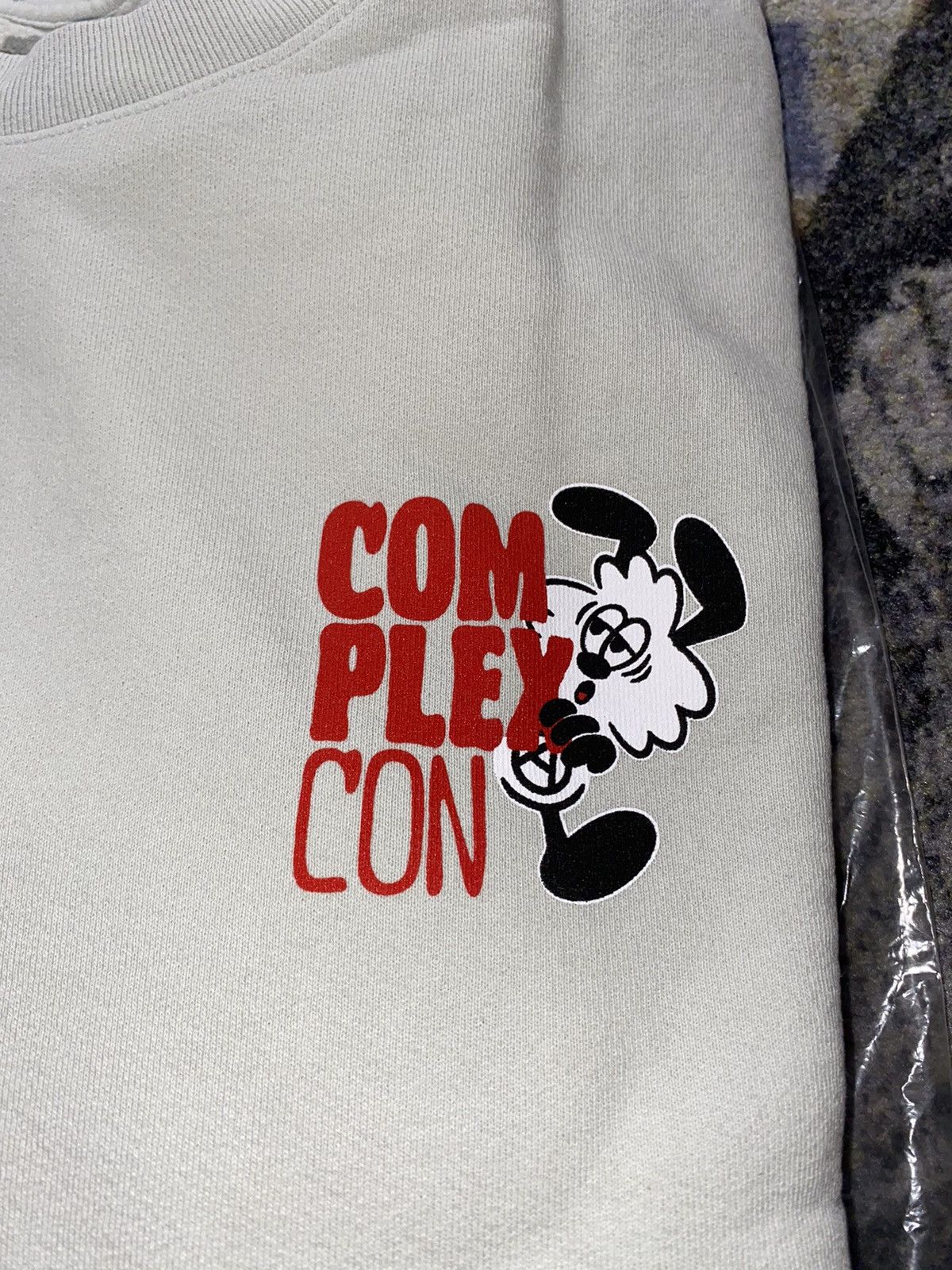 Complex ComplexCon x Verdy Vick Grey Logo Graphic Crewneck Size US XL / EU 56 / 4 - 3 Thumbnail
