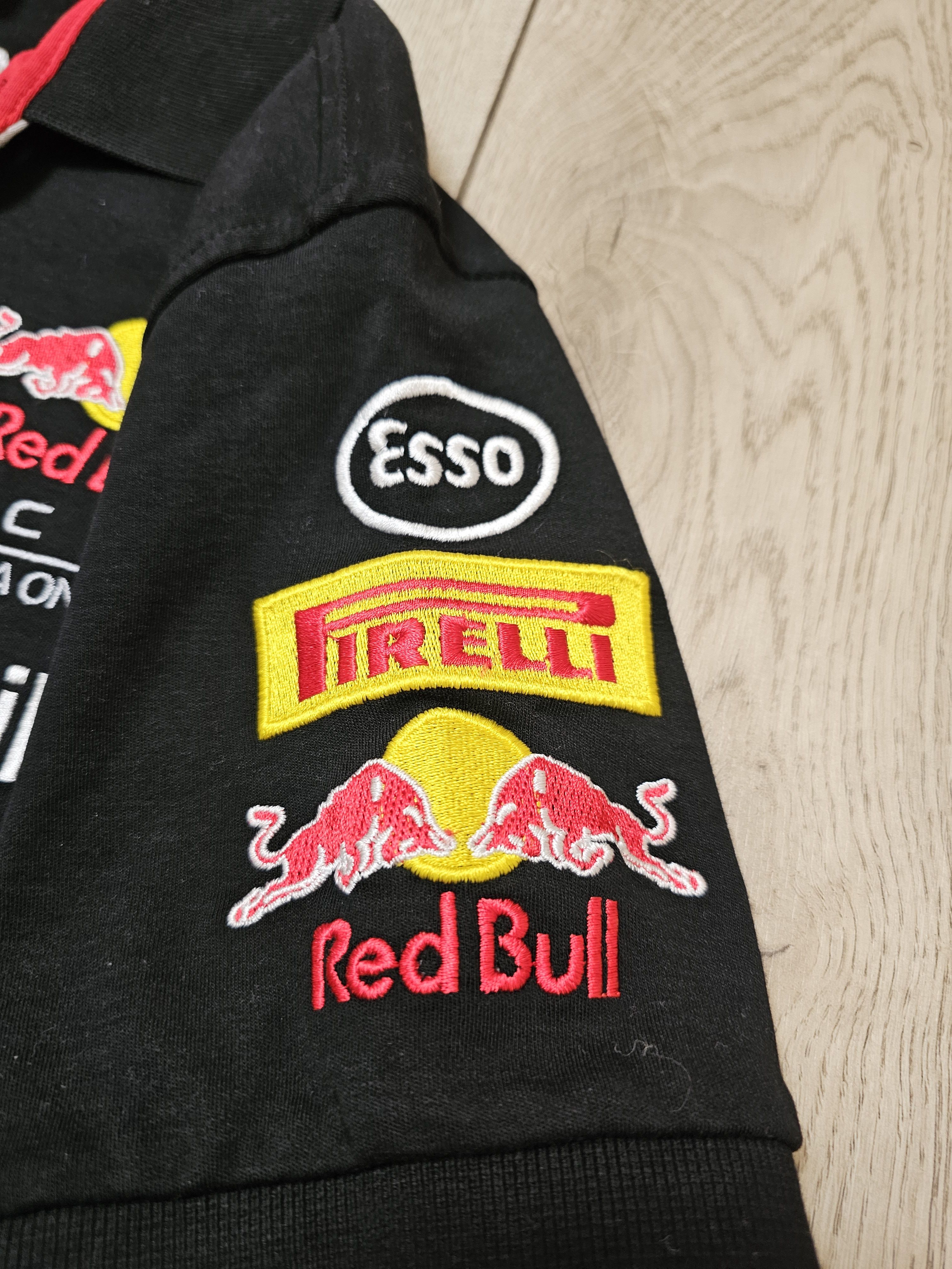 Formula 1 RED BULL F1 TEAM SHIRT POLO F1 RED BULL JERSEY Size US S / EU 44-46 / 1 - 4 Thumbnail