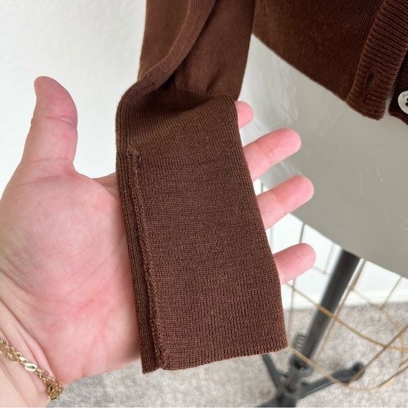 Salvatore Ferragamo × Vintage Salvatore Ferragamo Scarf Front V Neck Knit Cardigan Branded Size L / US 10 / IT 46 - 9 Thumbnail